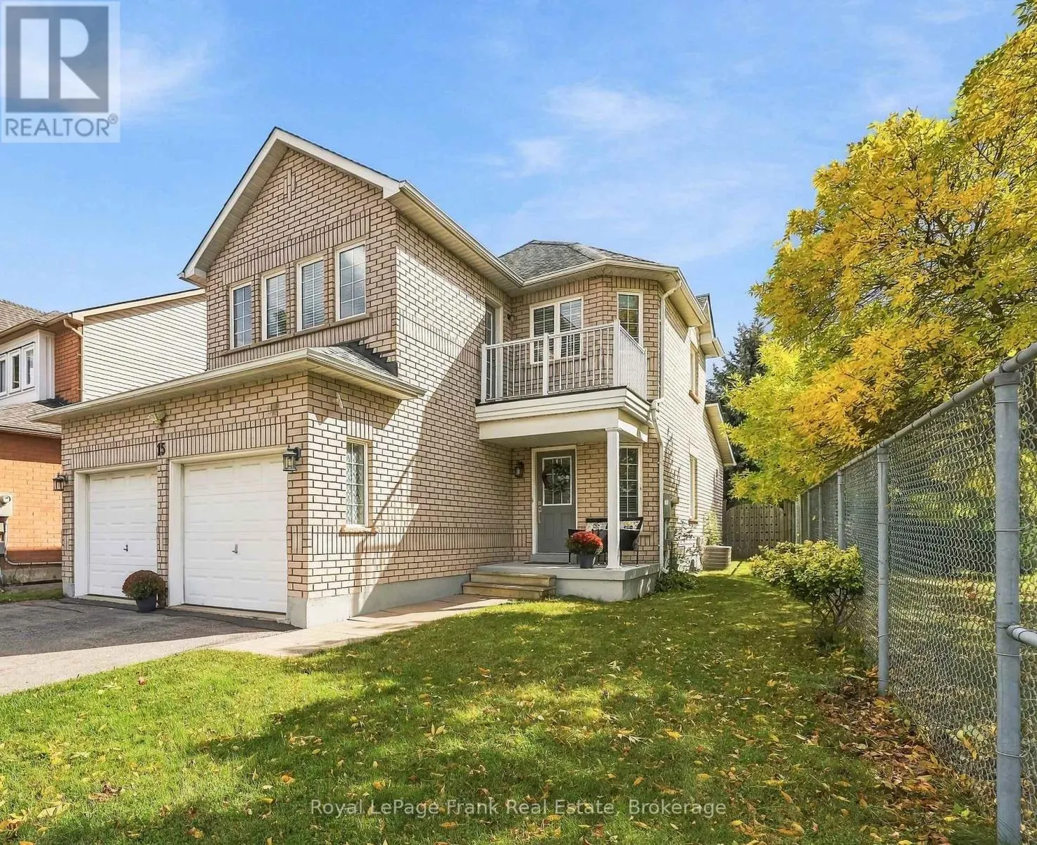 15 SPRUCEWOOD CRESCENT