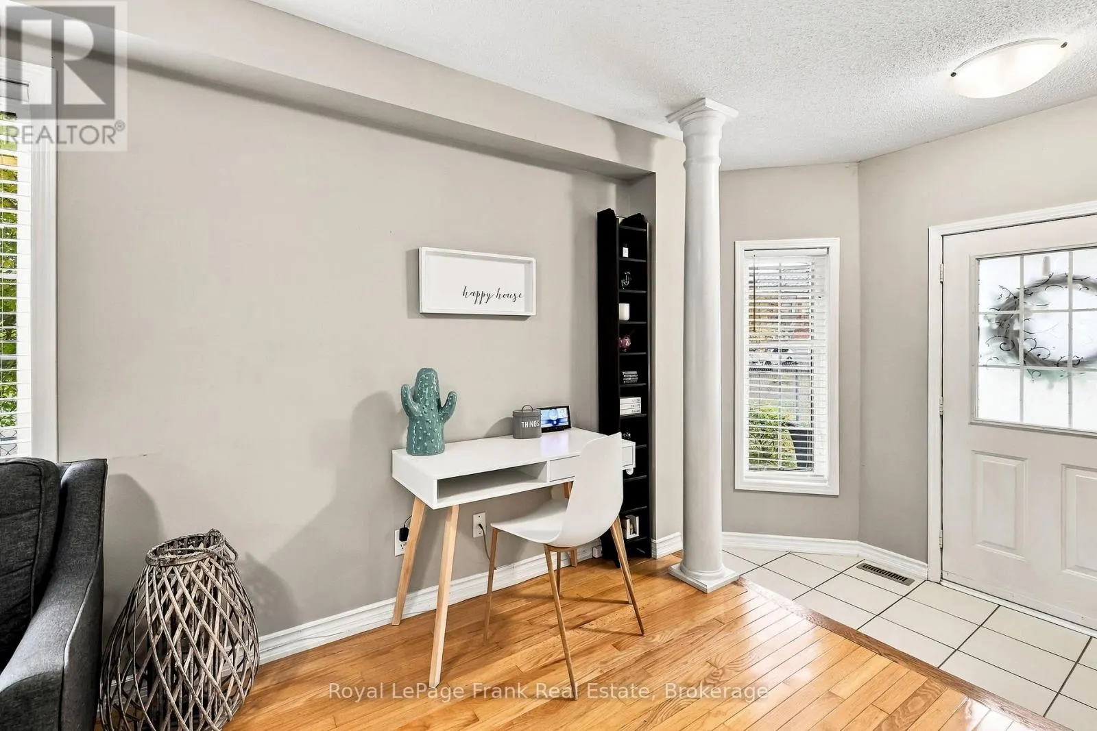 15 SPRUCEWOOD CRESCENT