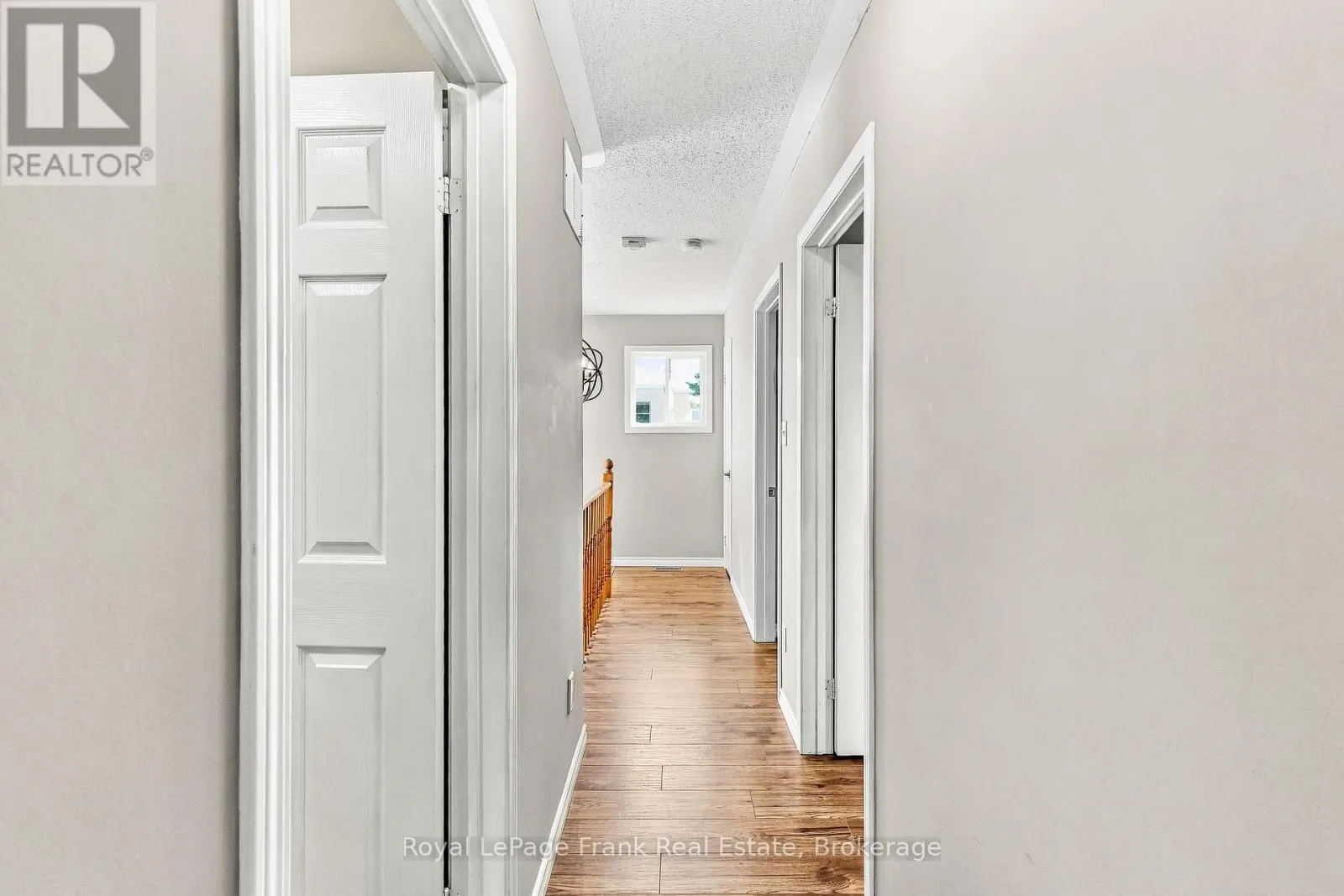 15 SPRUCEWOOD CRESCENT