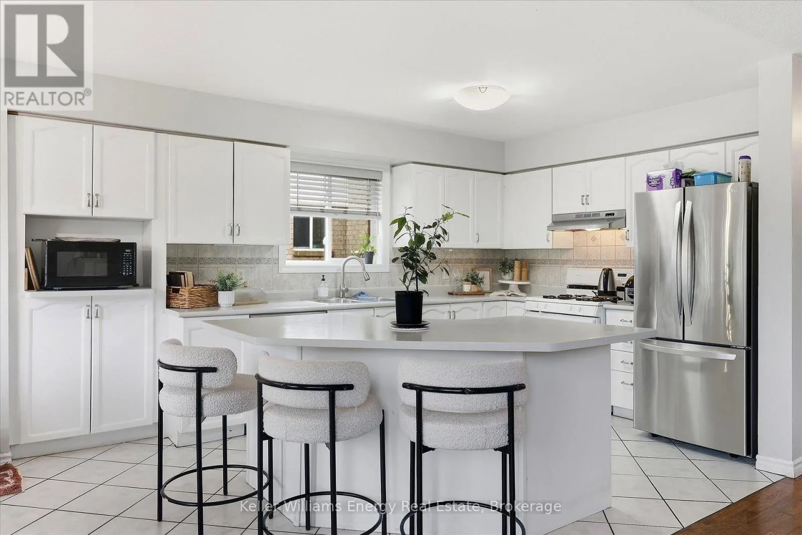 89 ROBERT ADAMS DRIVE