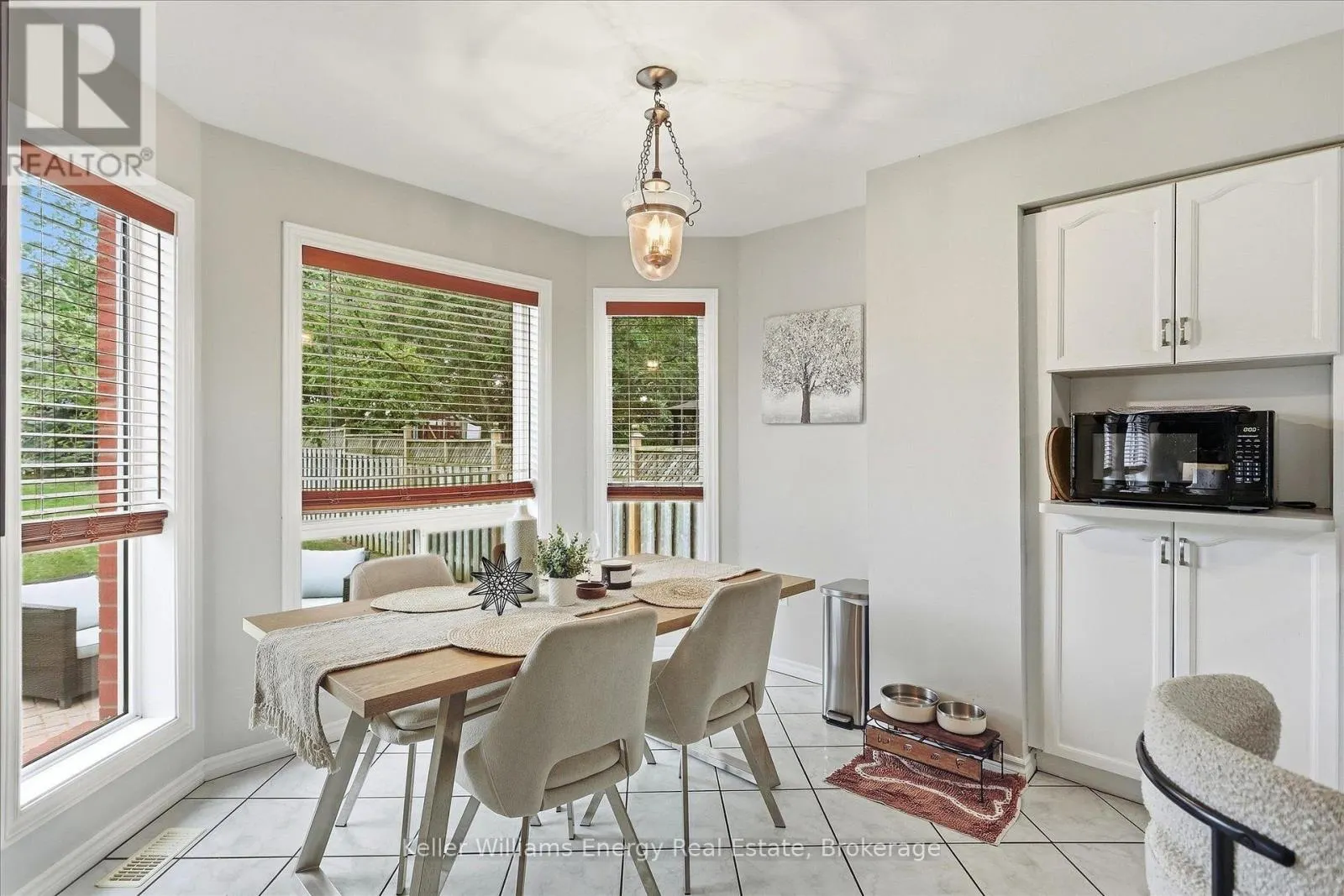89 ROBERT ADAMS DRIVE