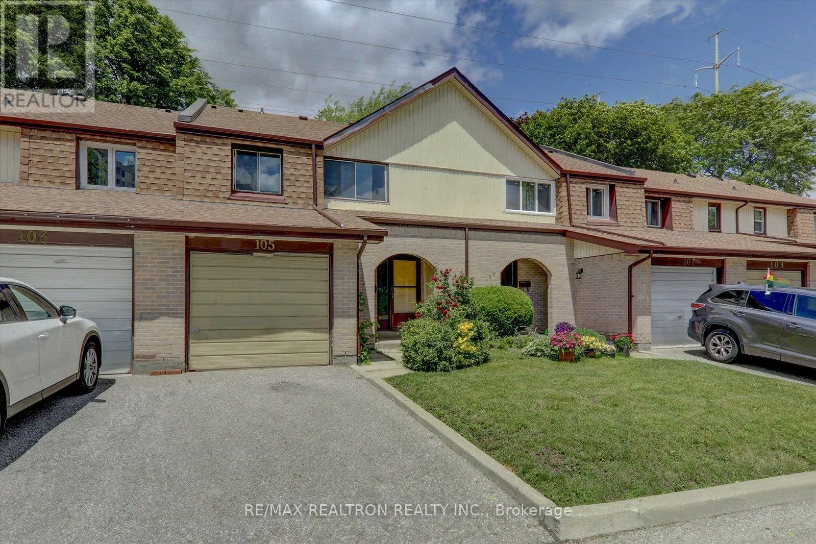 105 - 10 LIVONIA PLACE