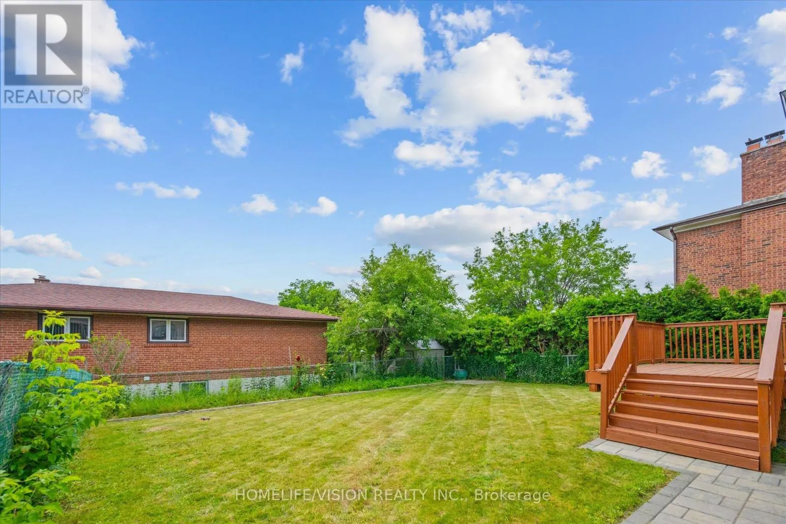 24 CEDAR BRAE BOULEVARD