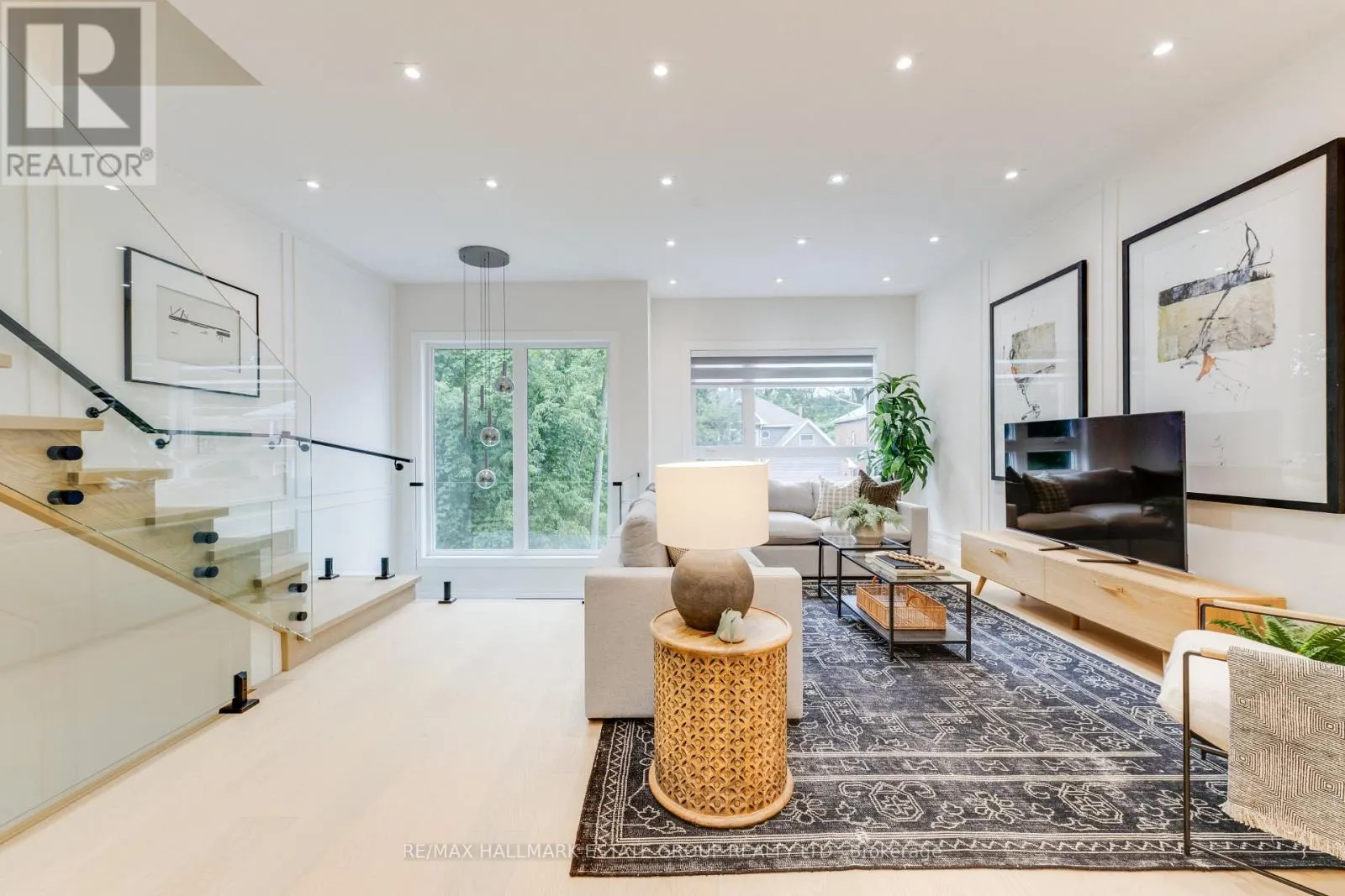 1 HAIG AVENUE