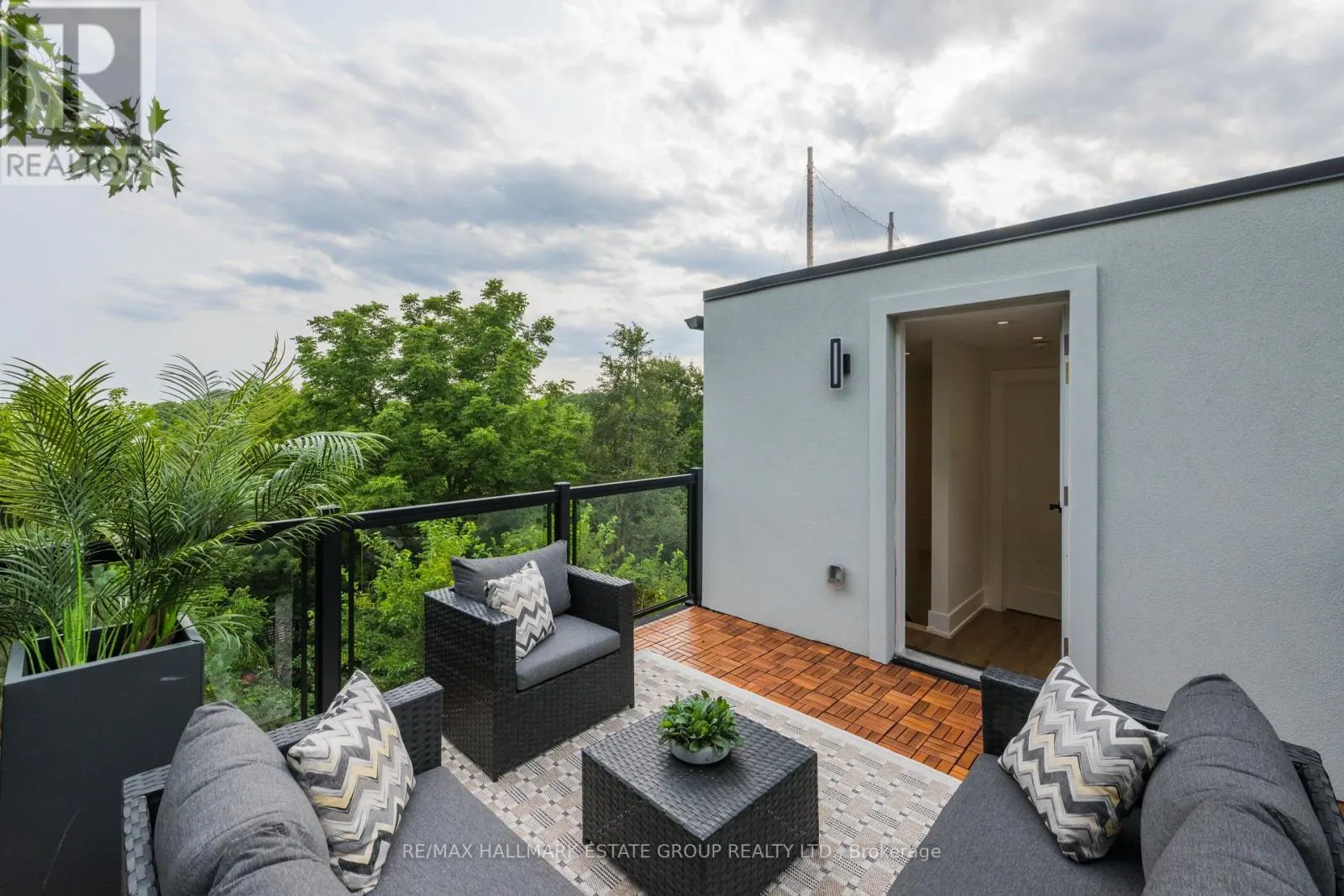 1 HAIG AVENUE
