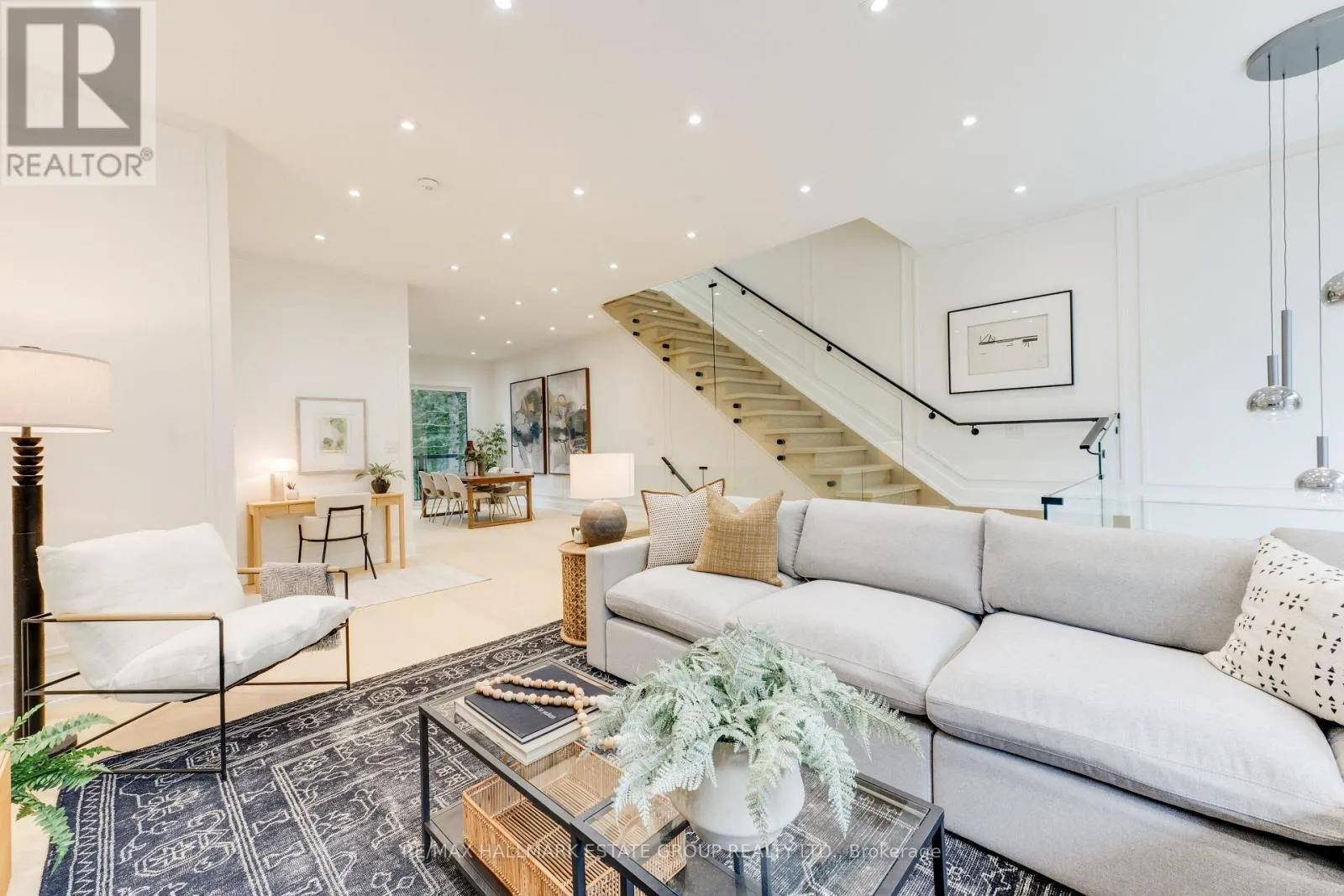 1 HAIG AVENUE