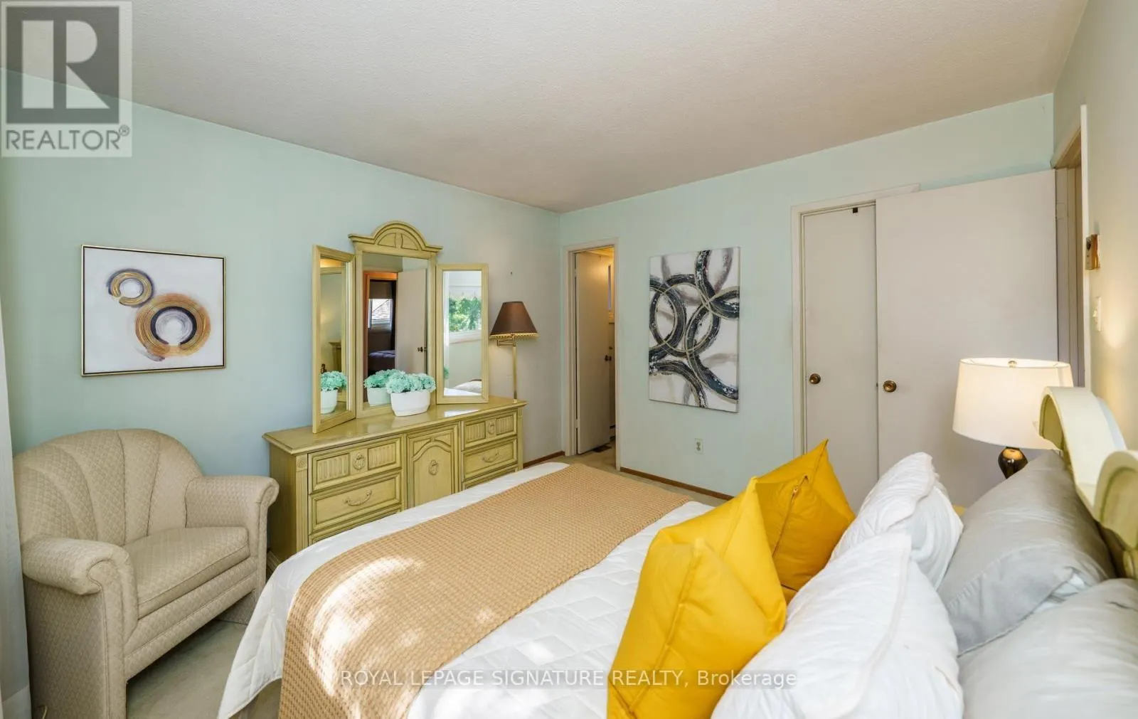 29 FLUELLEN DRIVE