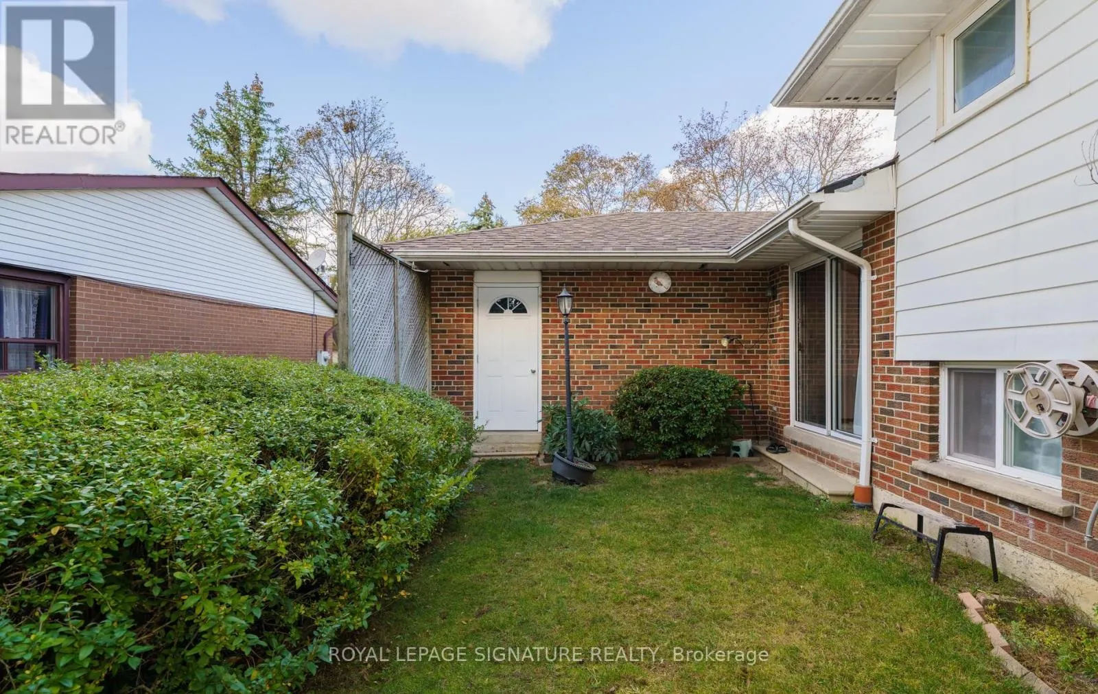 29 FLUELLEN DRIVE