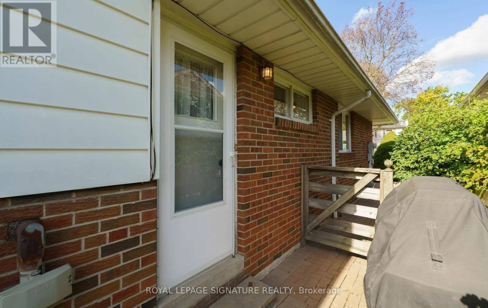 29 FLUELLEN DRIVE