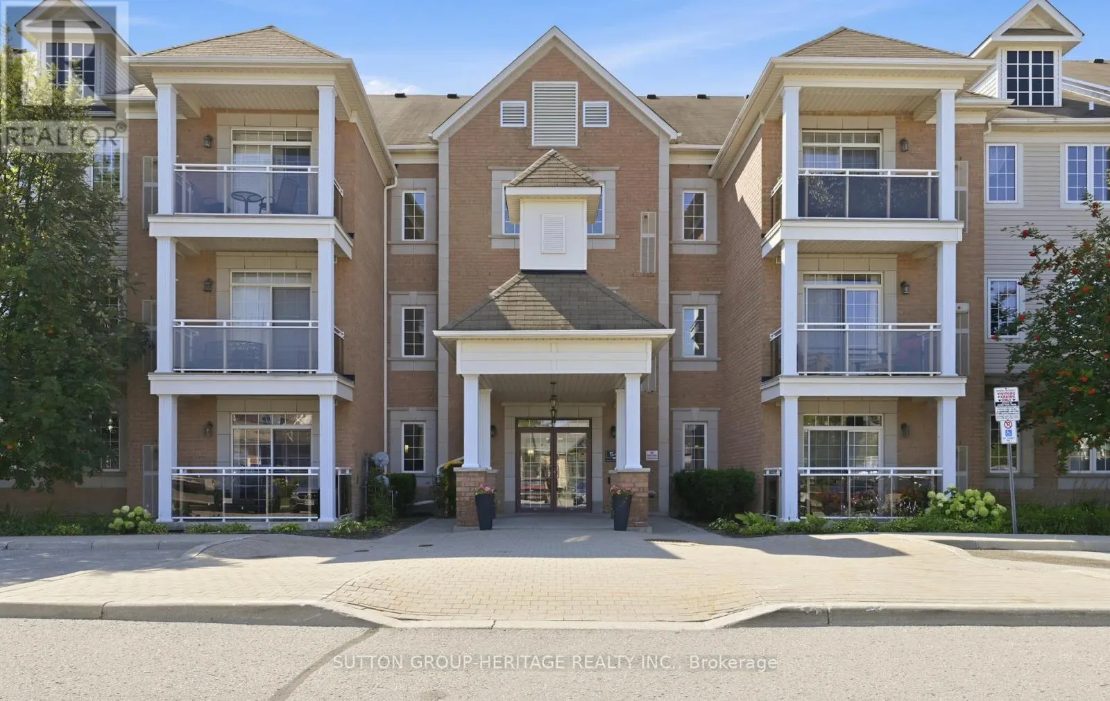 320 - 54 HARVEY JOHNSTON WAY