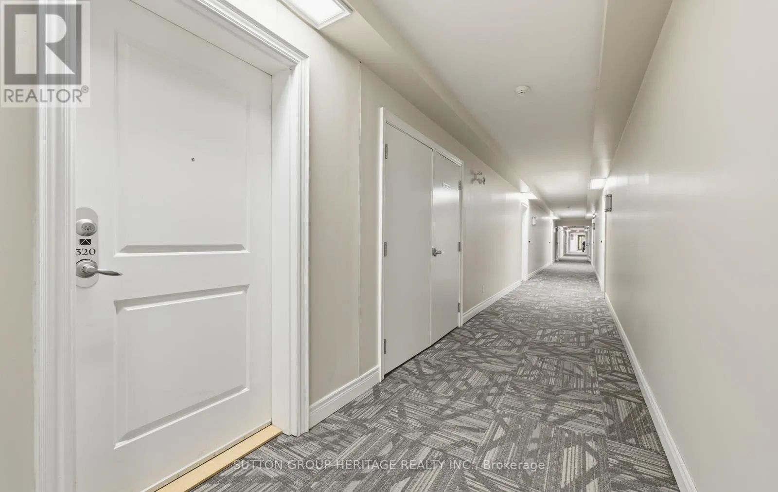320 - 54 HARVEY JOHNSTON WAY