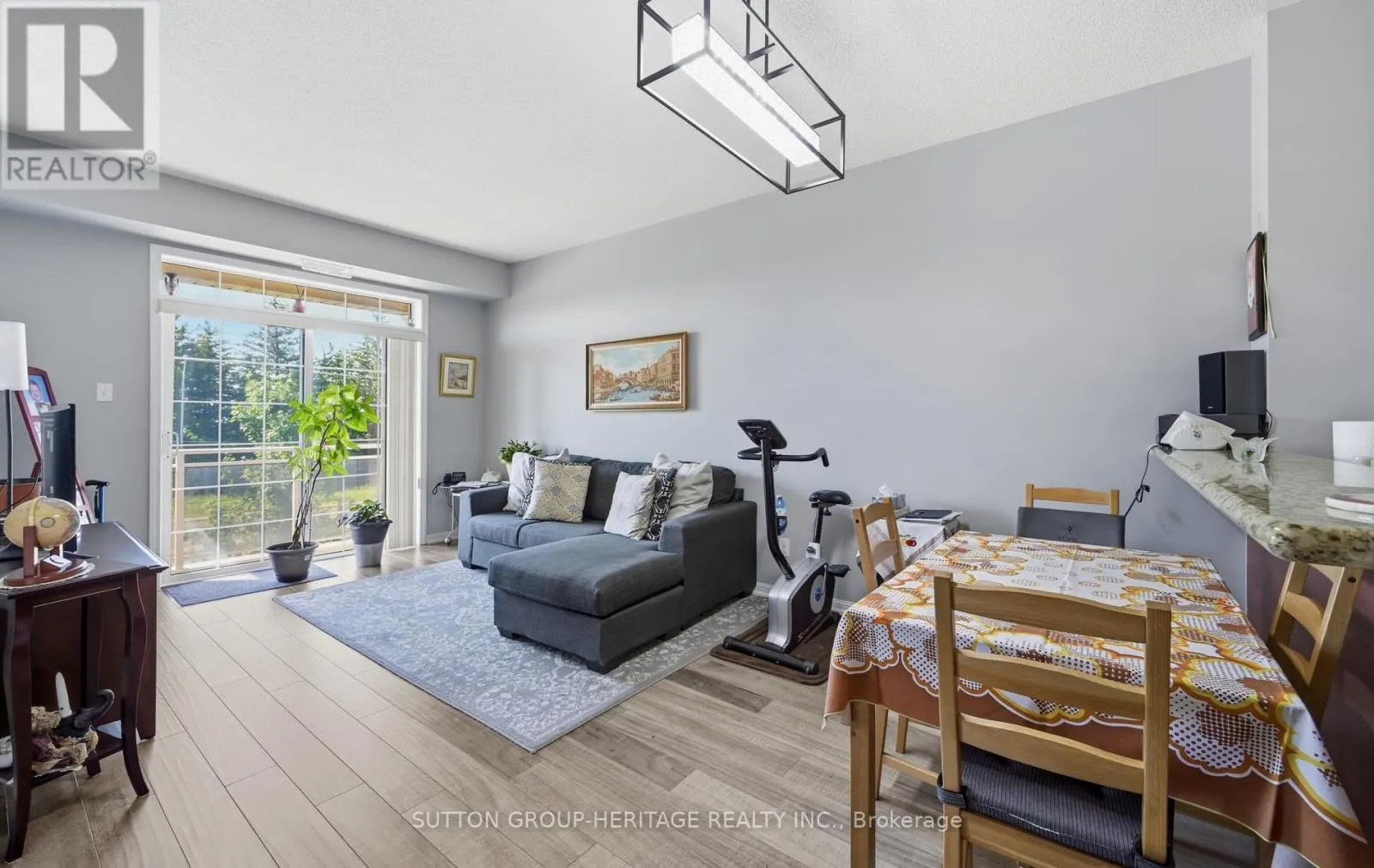 320 - 54 HARVEY JOHNSTON WAY