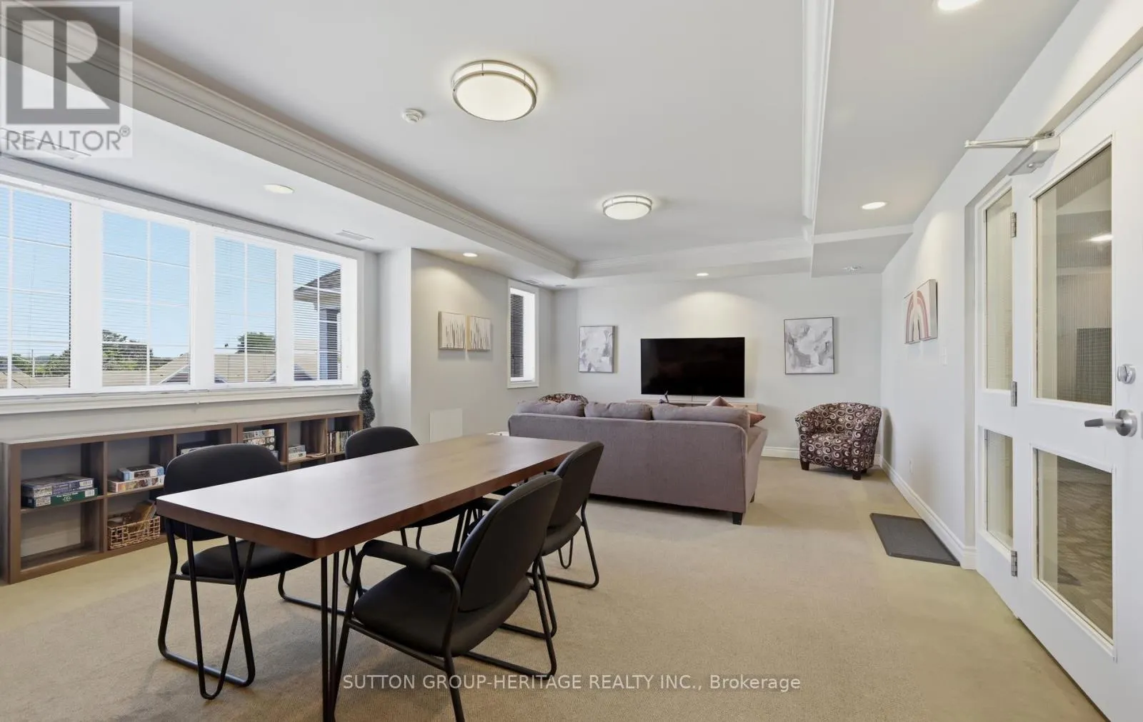320 - 54 HARVEY JOHNSTON WAY