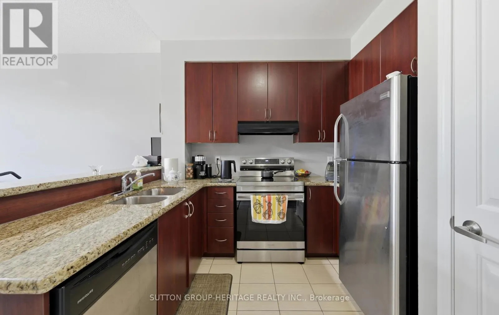320 - 54 HARVEY JOHNSTON WAY