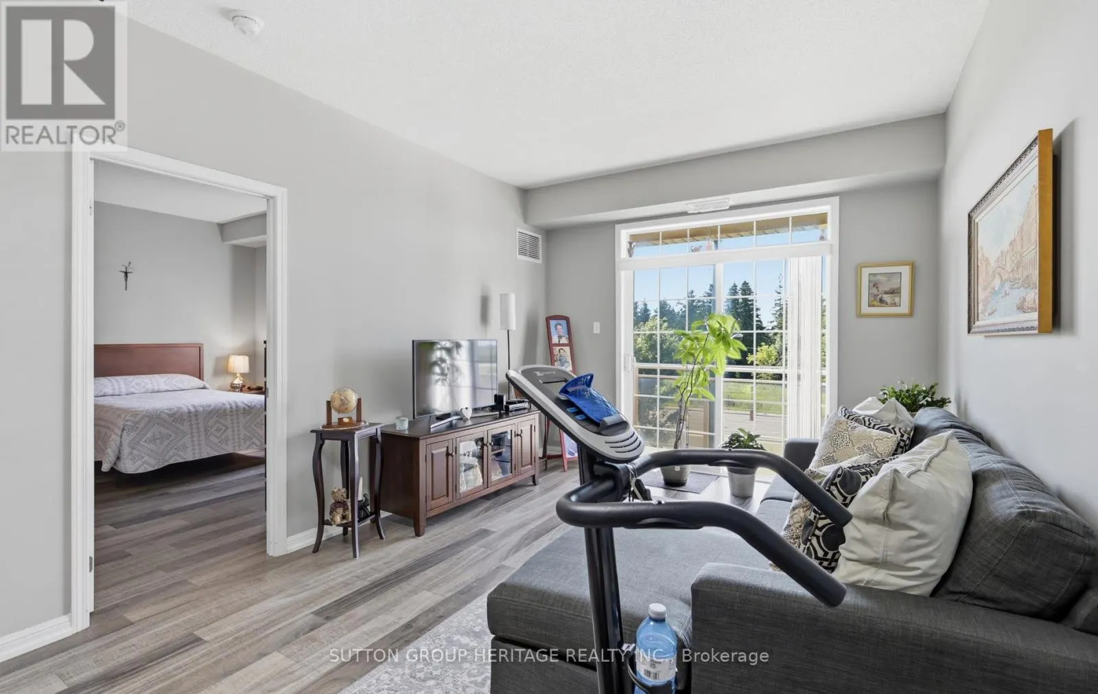 320 - 54 HARVEY JOHNSTON WAY