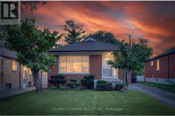 85 ROEBUCK DRIVE