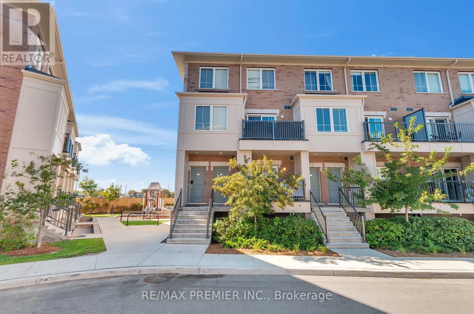 2 - 480 BERESFORD PATH