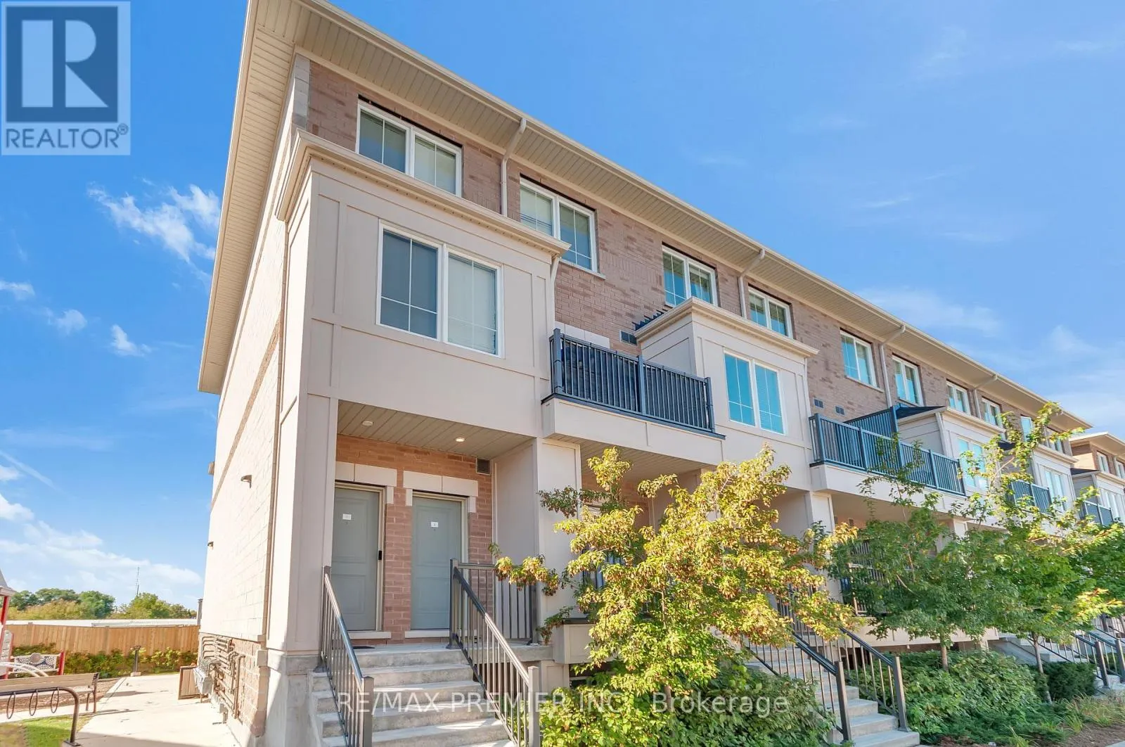 2 - 480 BERESFORD PATH