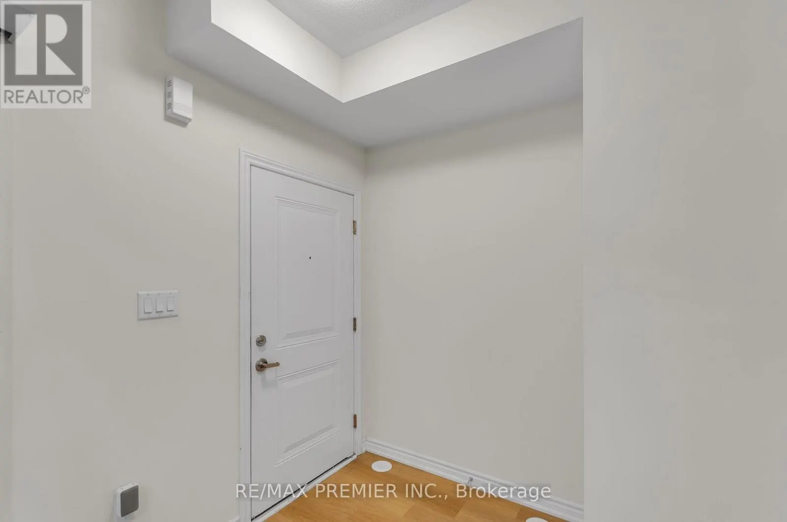 2 - 480 BERESFORD PATH