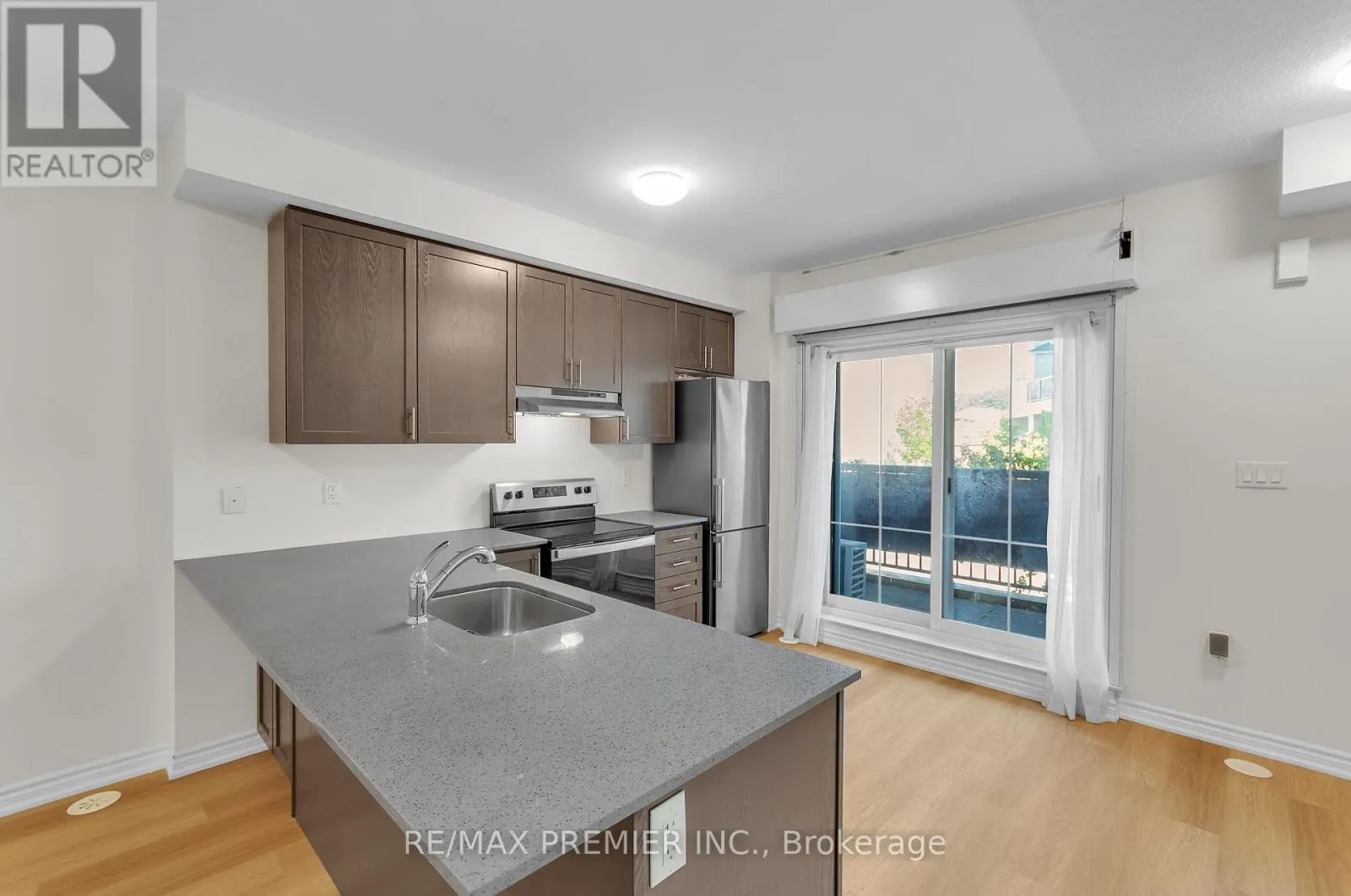 2 - 480 BERESFORD PATH