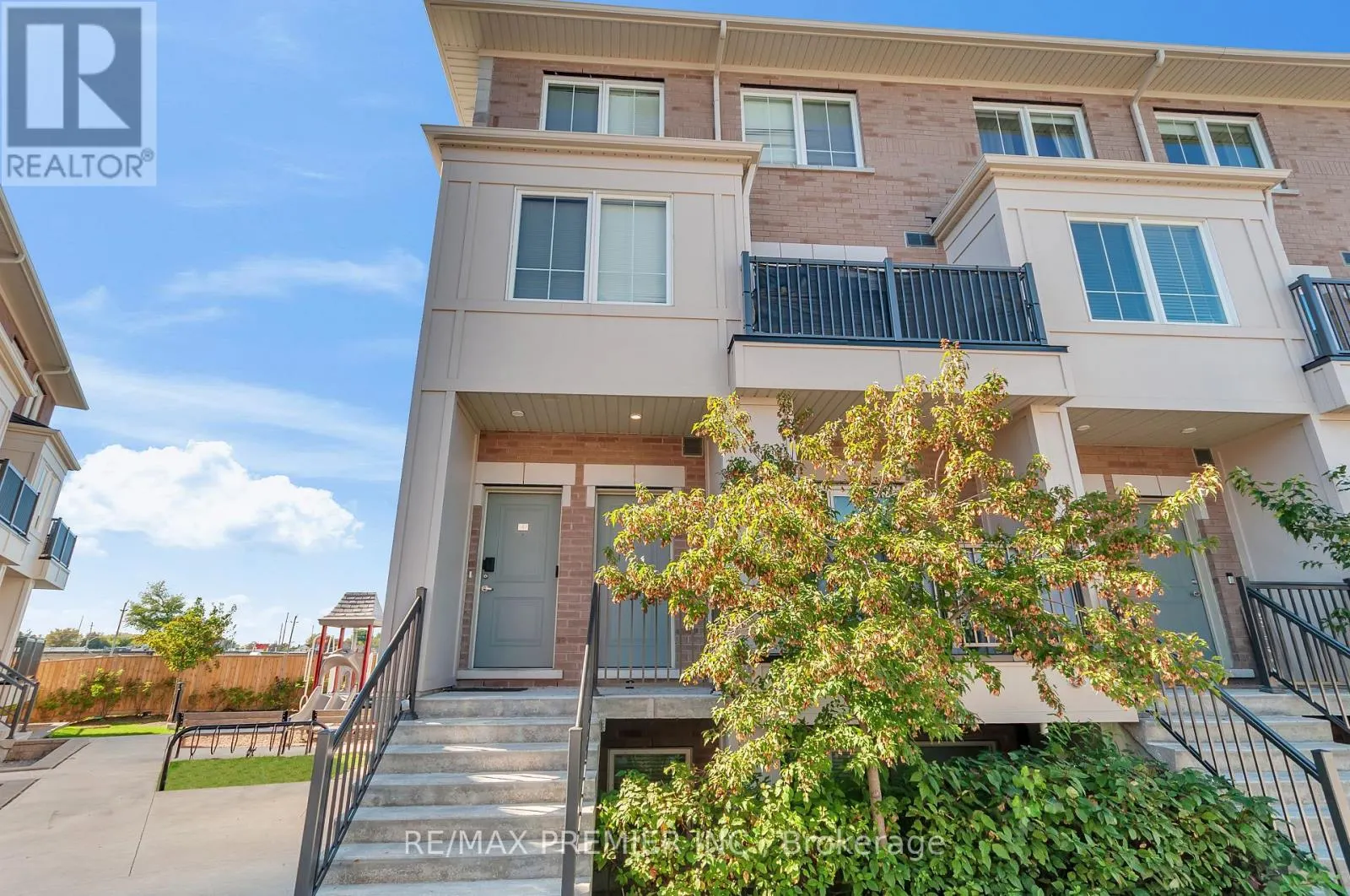2 - 480 BERESFORD PATH