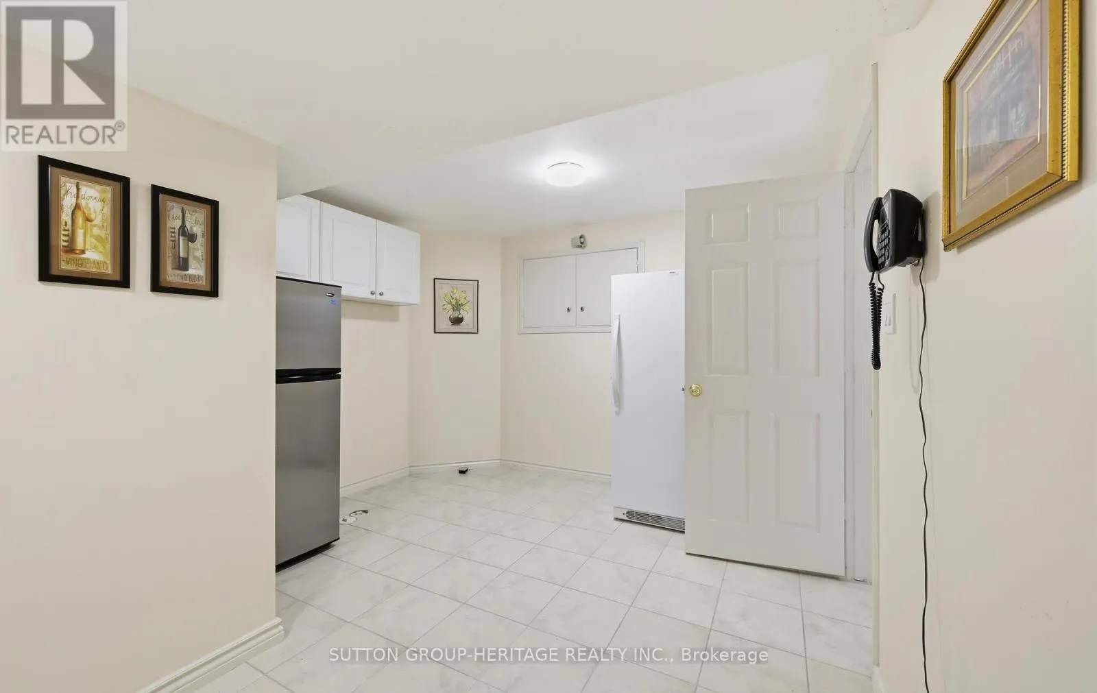 2 BEADLE DRIVE
