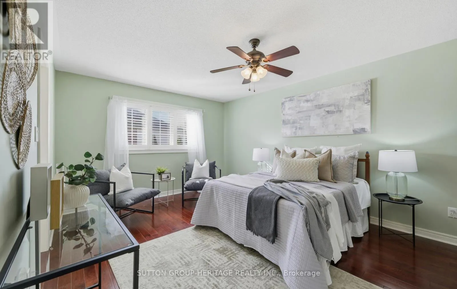 2 BEADLE DRIVE