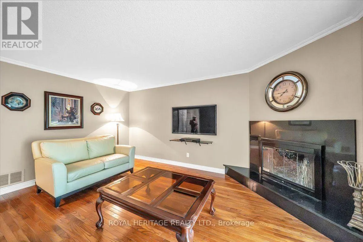 15 CADBY ROAD