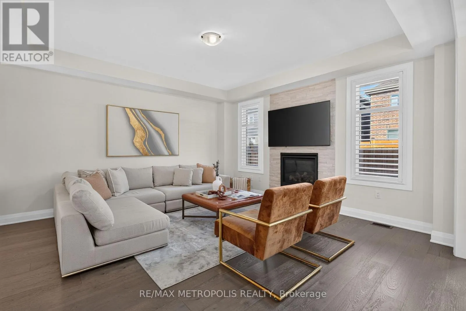 32 LOCKYER DRIVE