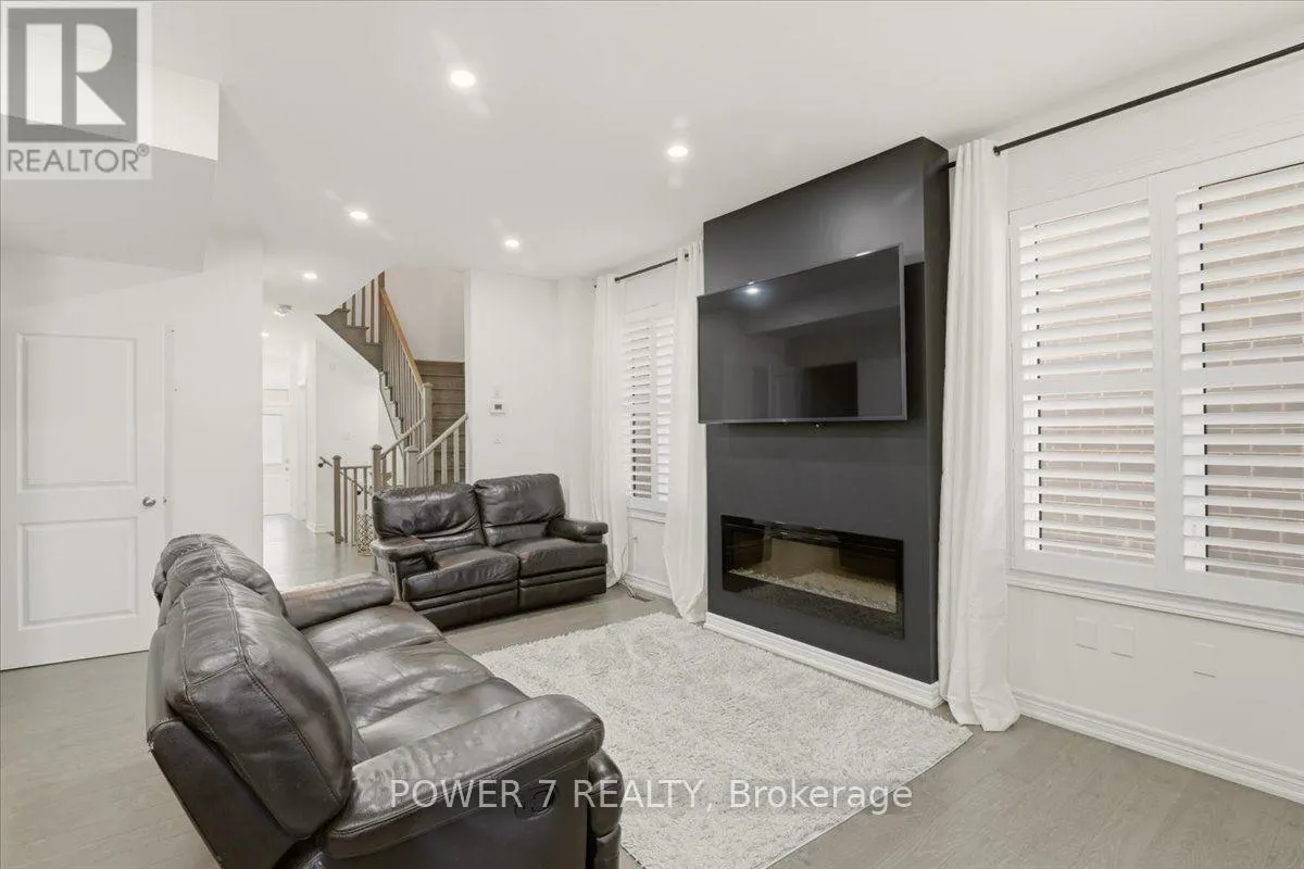 94 CONARTY CRESCENT