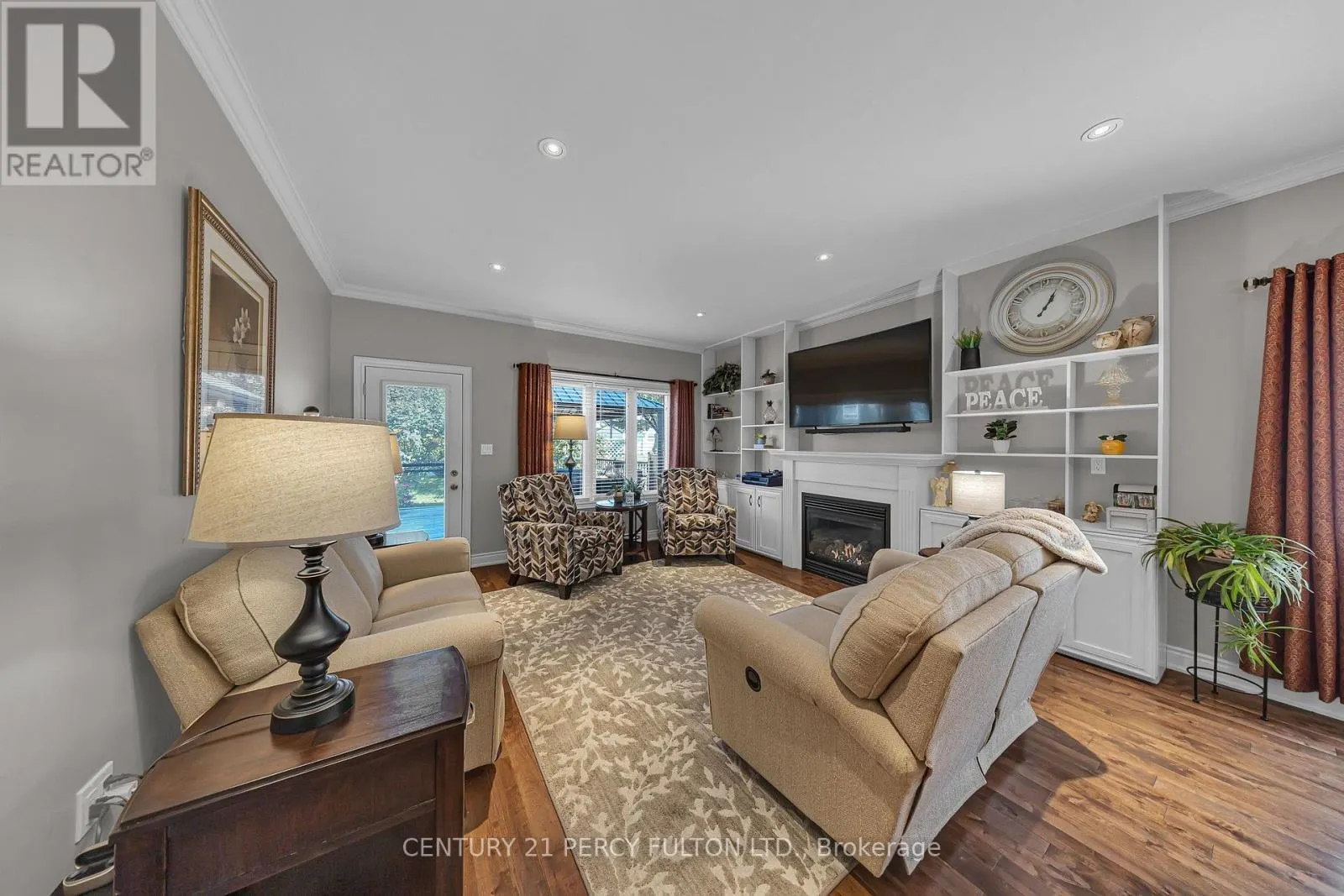 7 EASTBANK ROAD