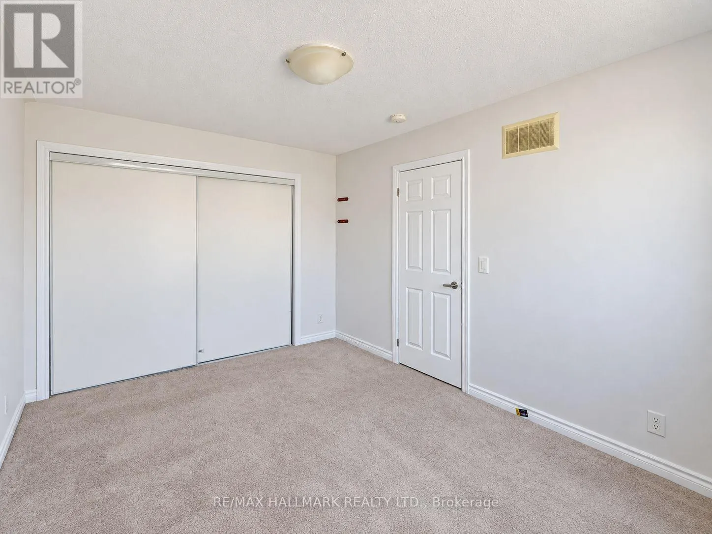 63 TABARET CRESCENT