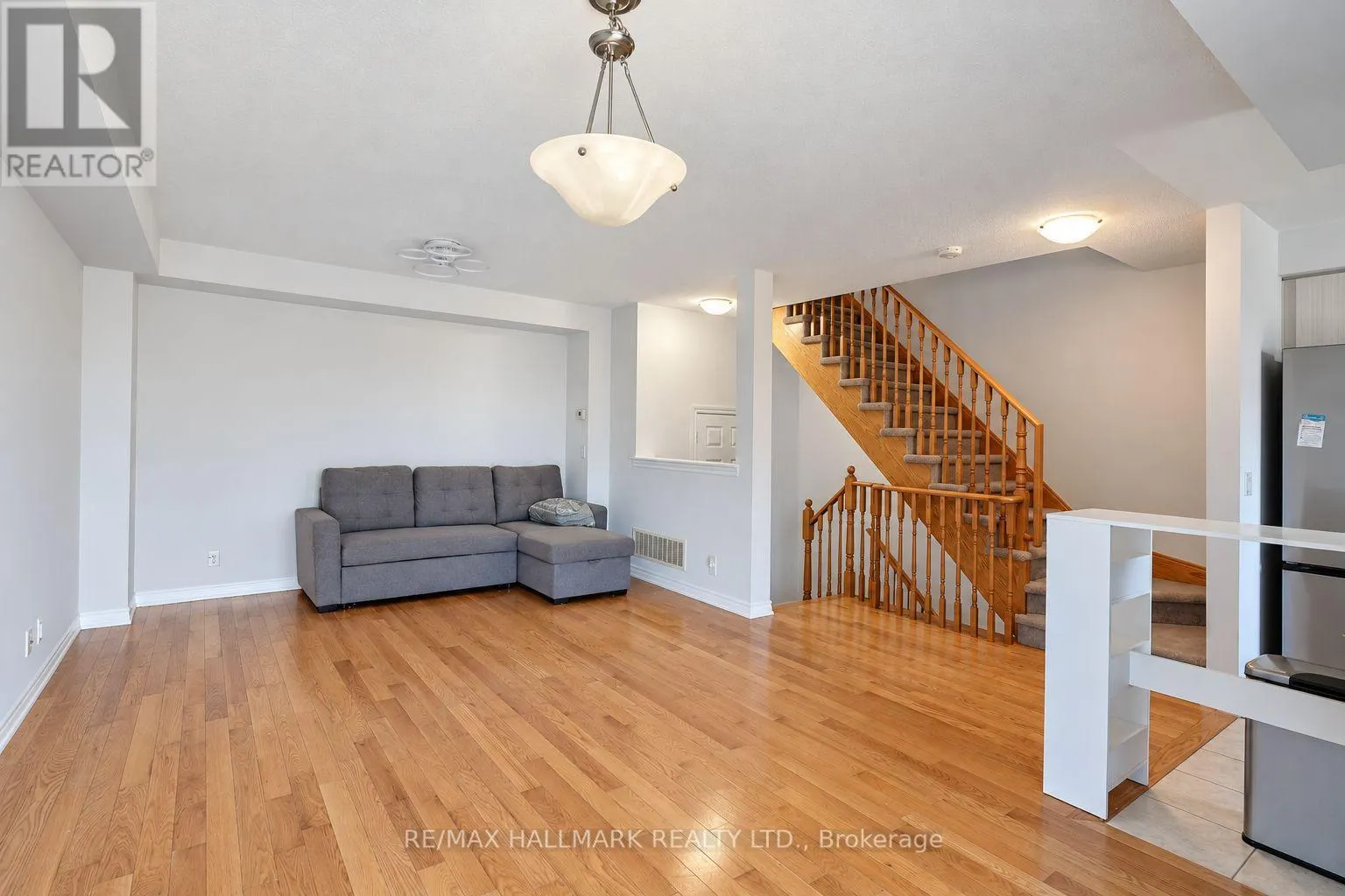 63 TABARET CRESCENT