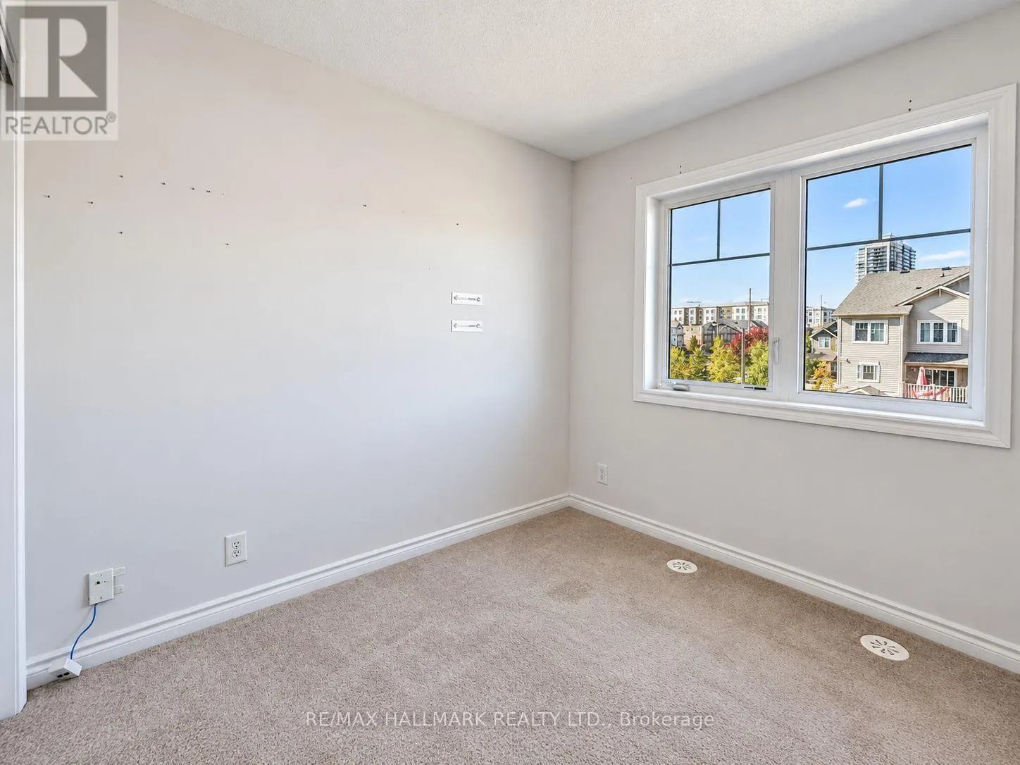 63 TABARET CRESCENT