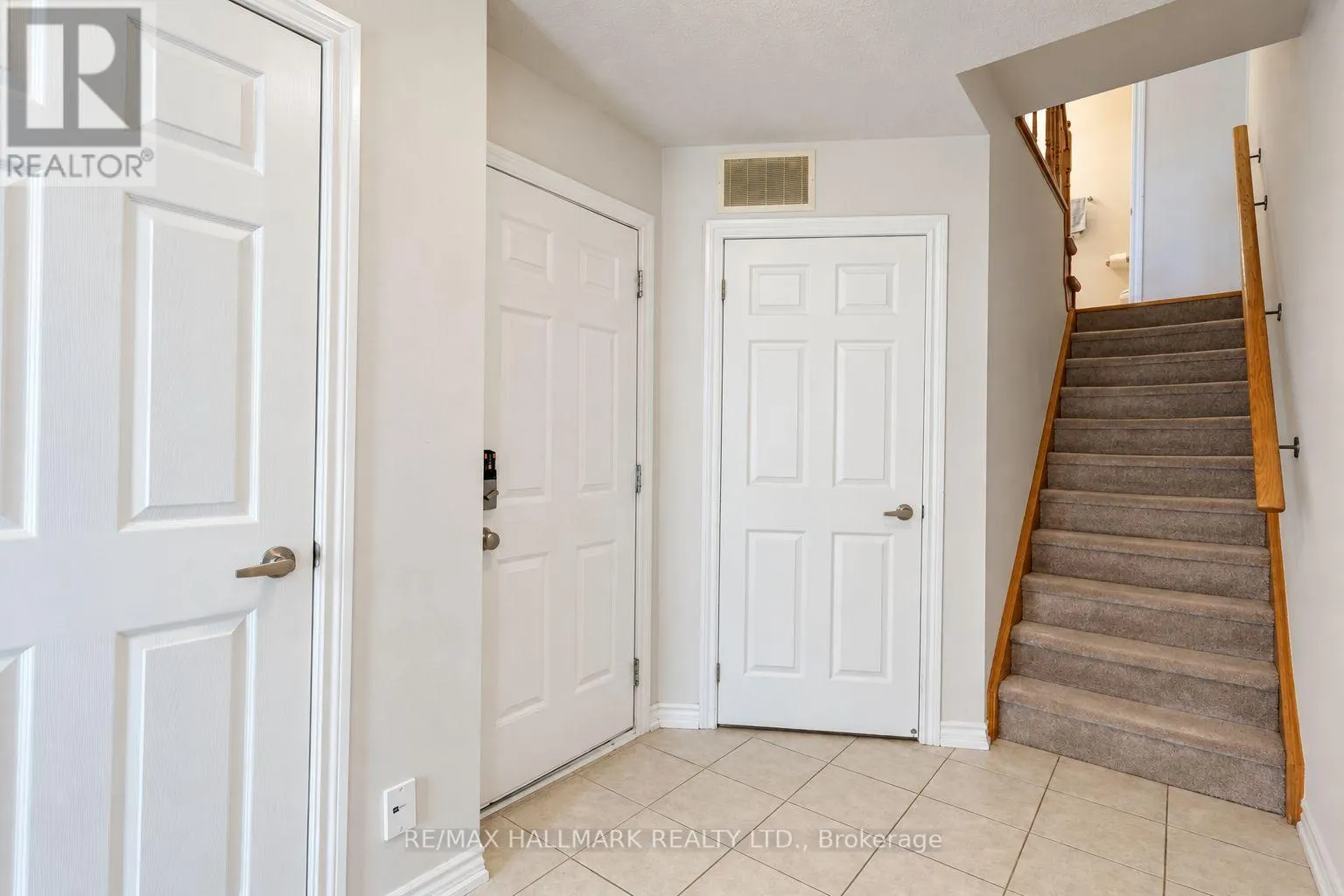 63 TABARET CRESCENT