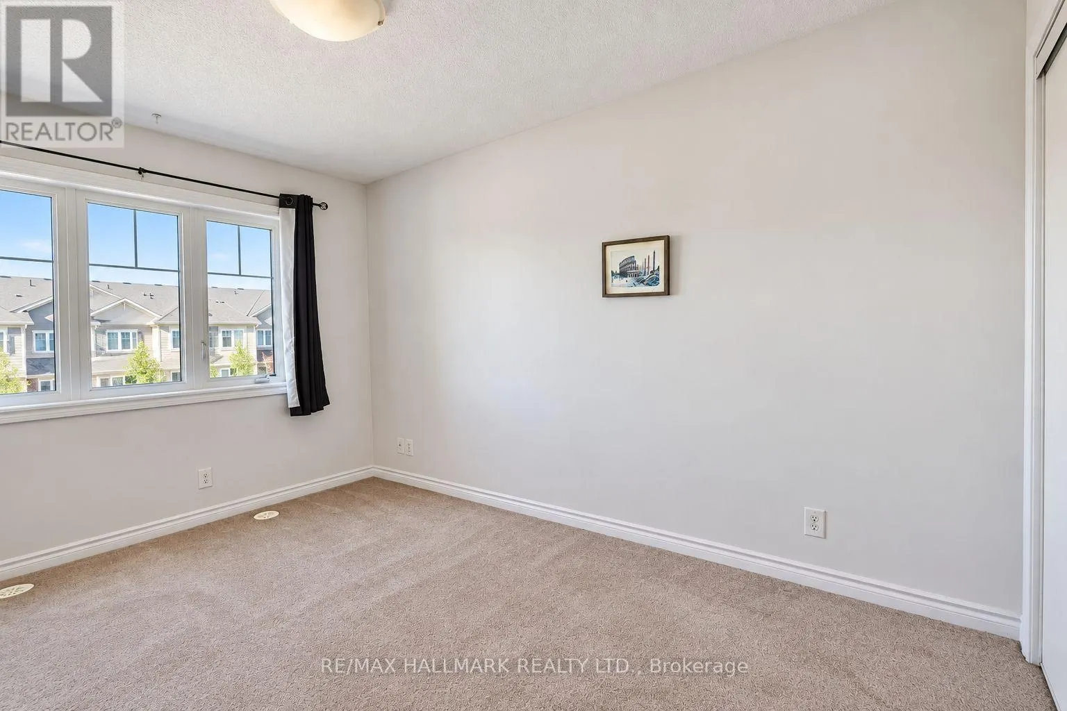 63 TABARET CRESCENT