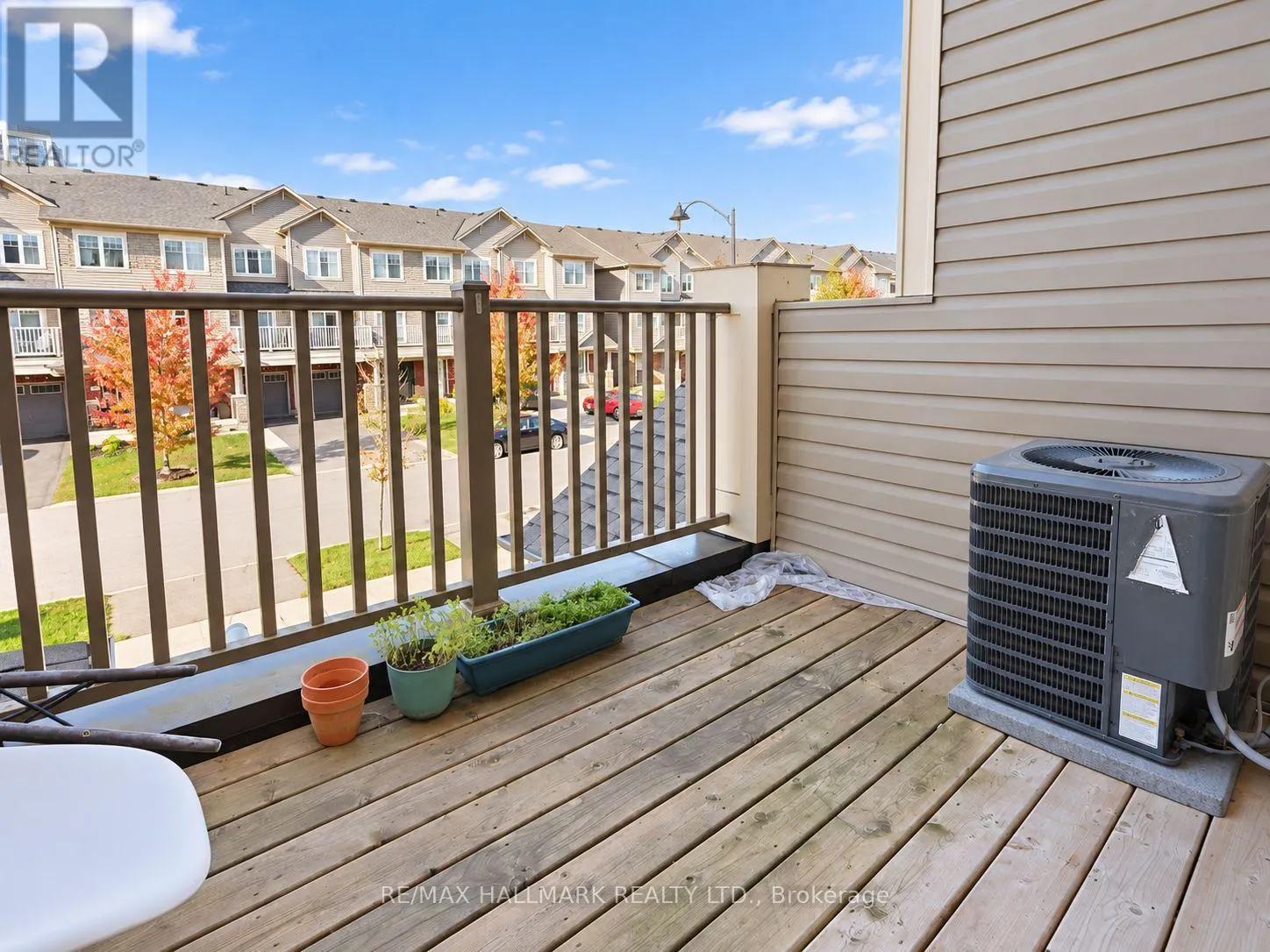 63 TABARET CRESCENT