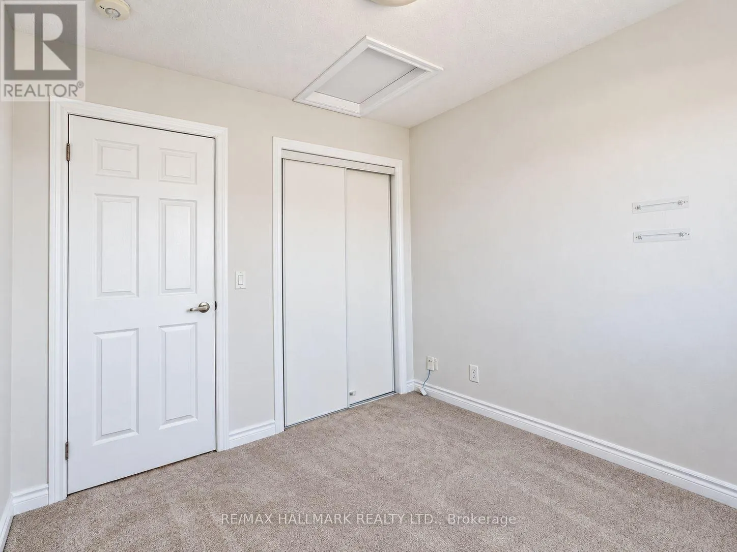 63 TABARET CRESCENT