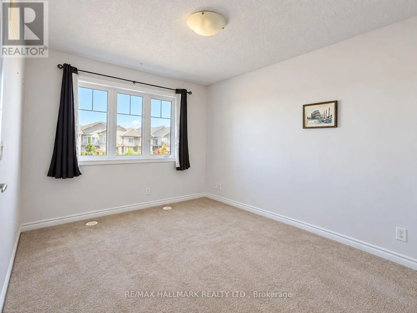 63 TABARET CRESCENT