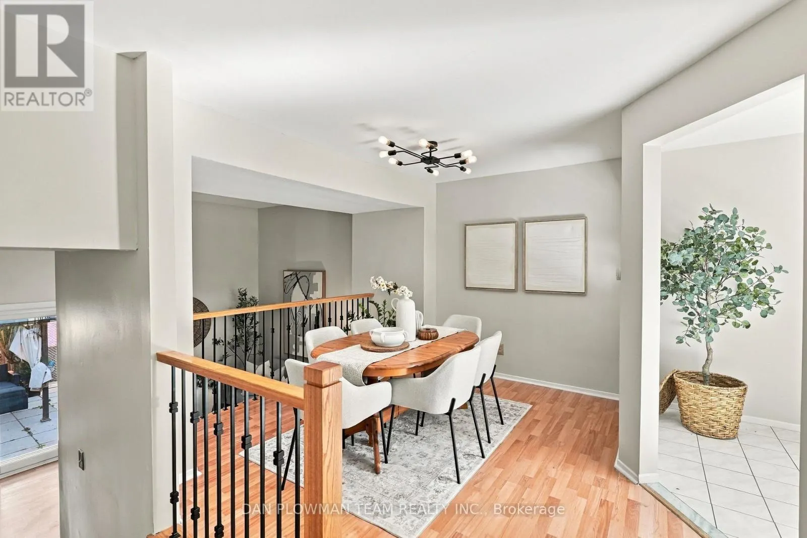 81 - 1133 RITSON ROAD N