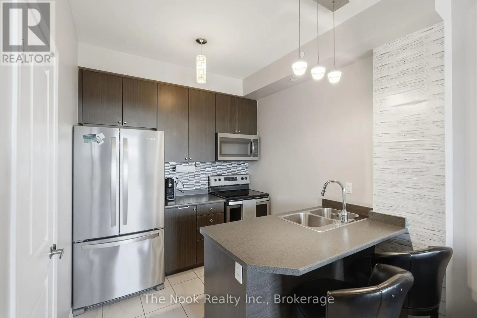 420 - 84 ASPEN SPRINGS DRIVE #420