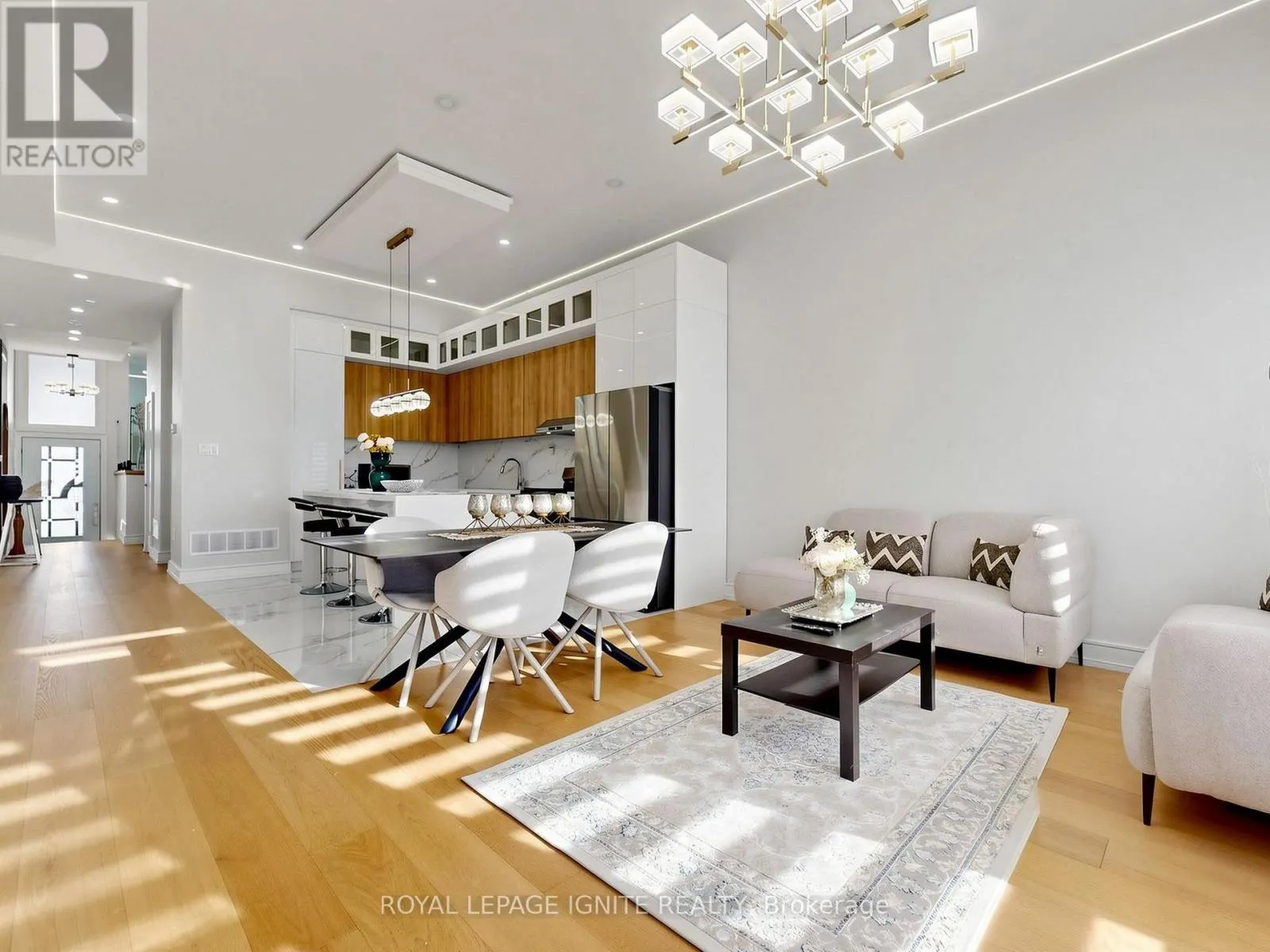 52A ROBINSON AVENUE