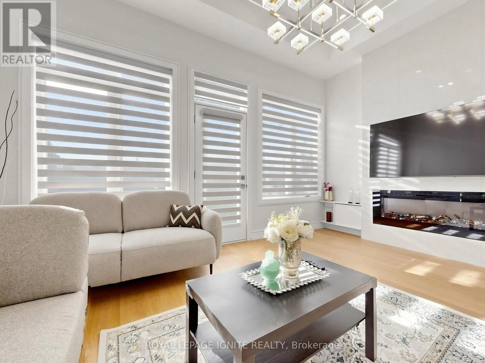 52A ROBINSON AVENUE