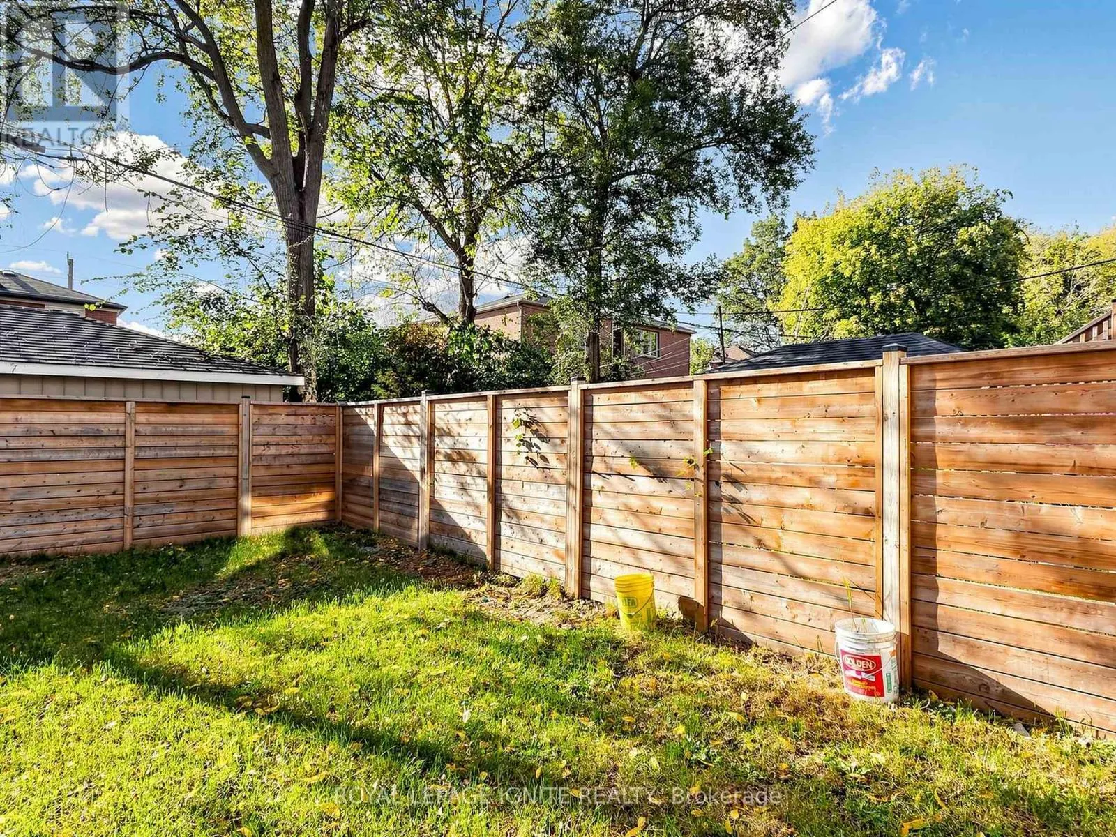52A ROBINSON AVENUE