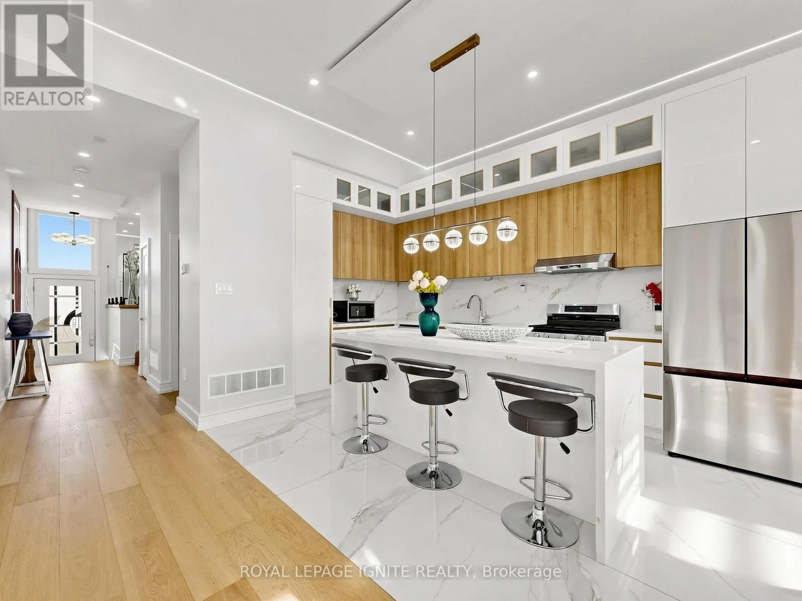 52A ROBINSON AVENUE