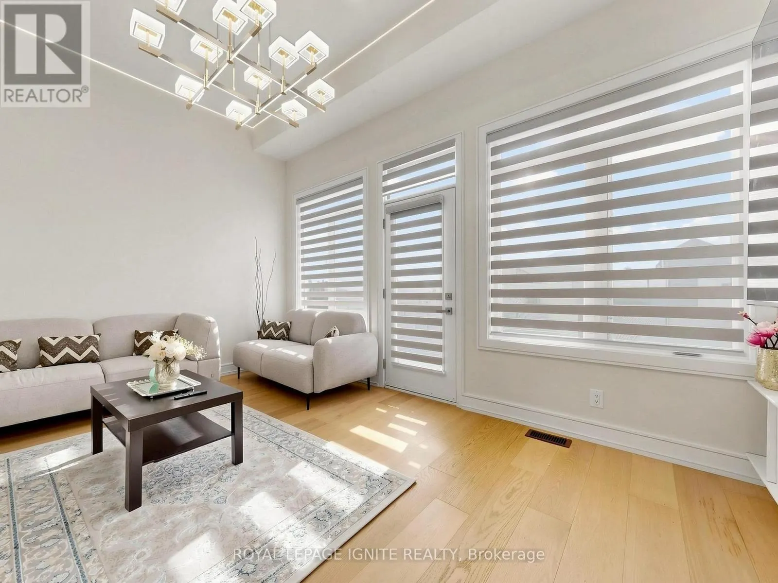 52A ROBINSON AVENUE