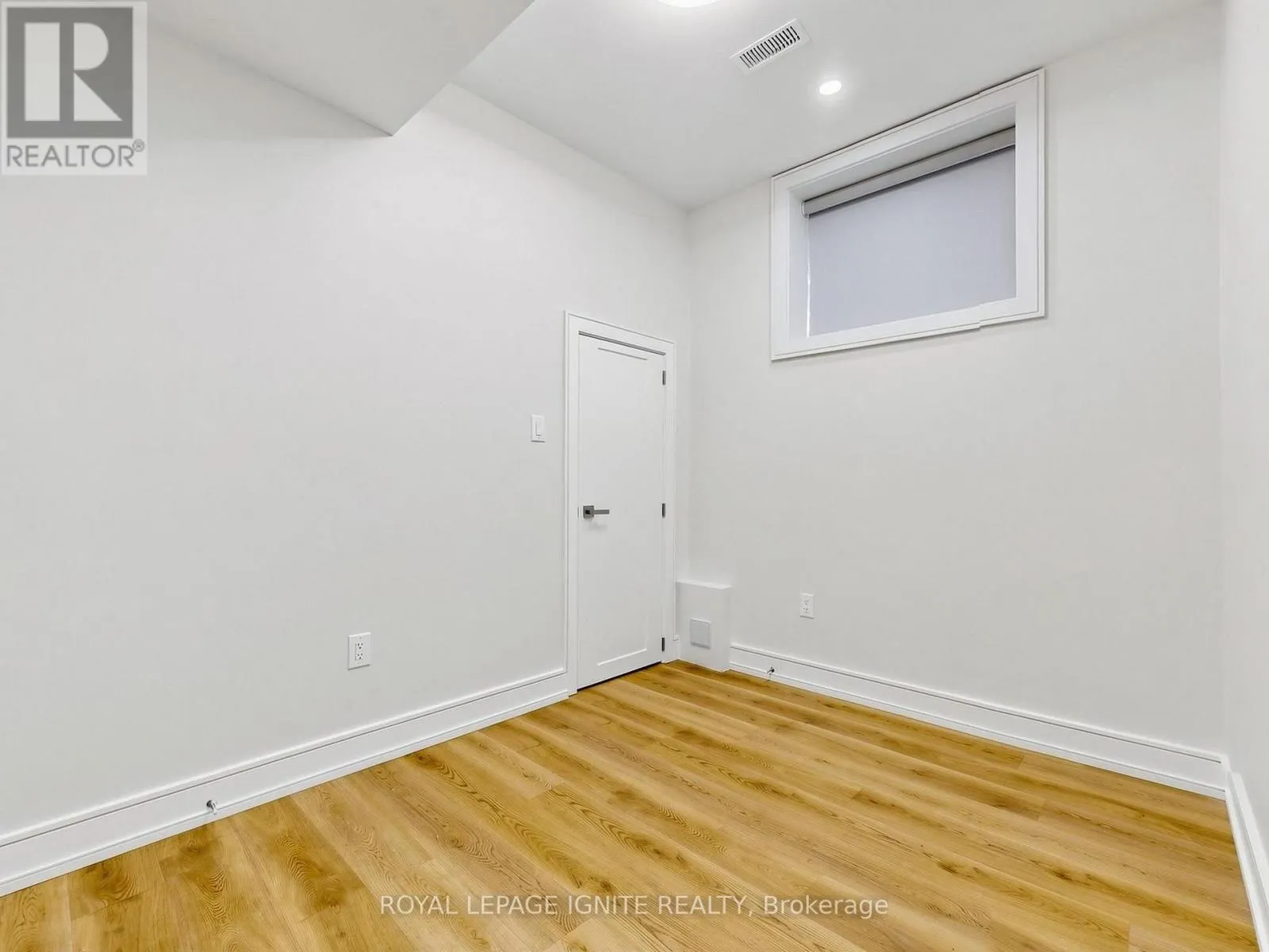 52A ROBINSON AVENUE