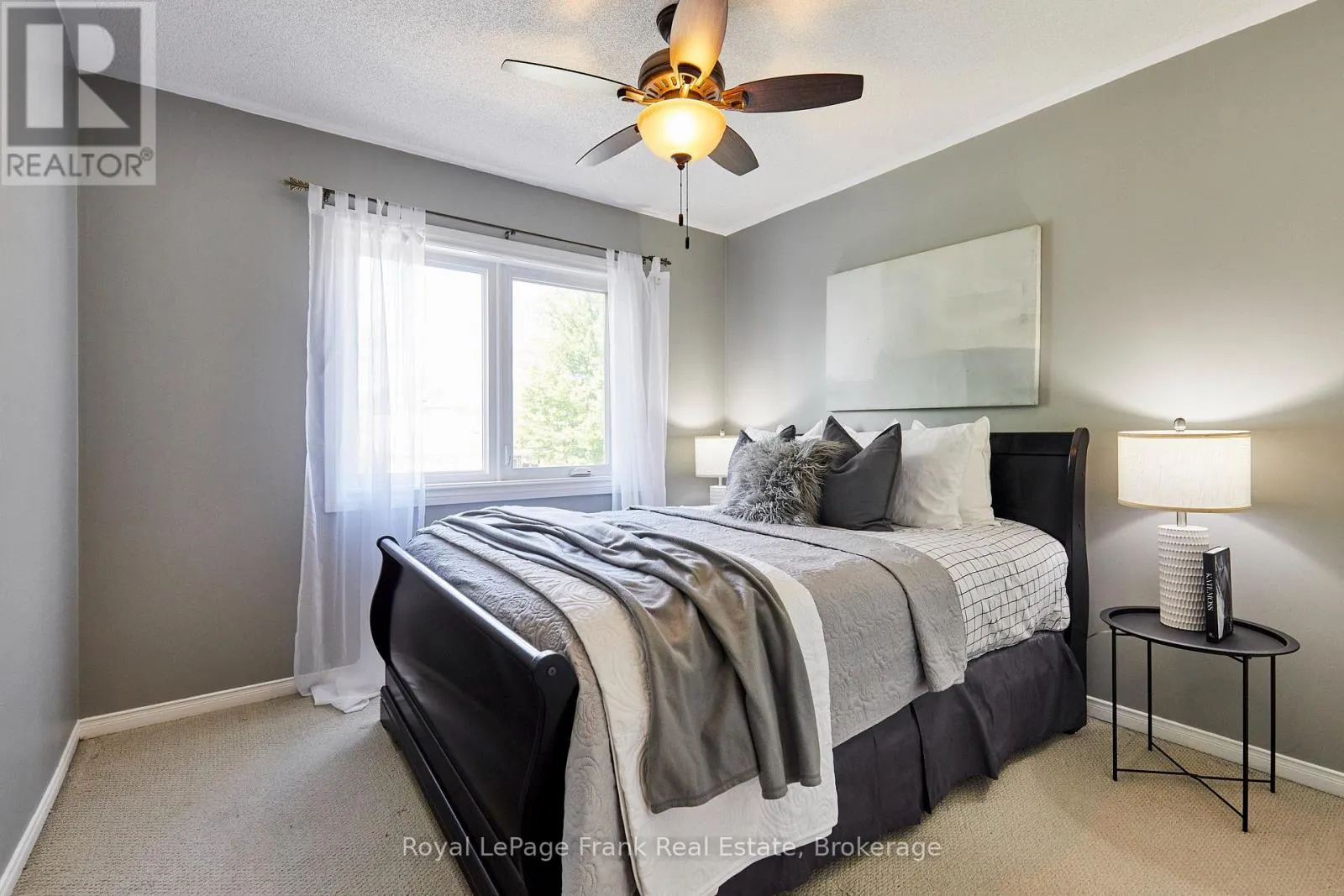 78 BEACHGROVE CRESCENT