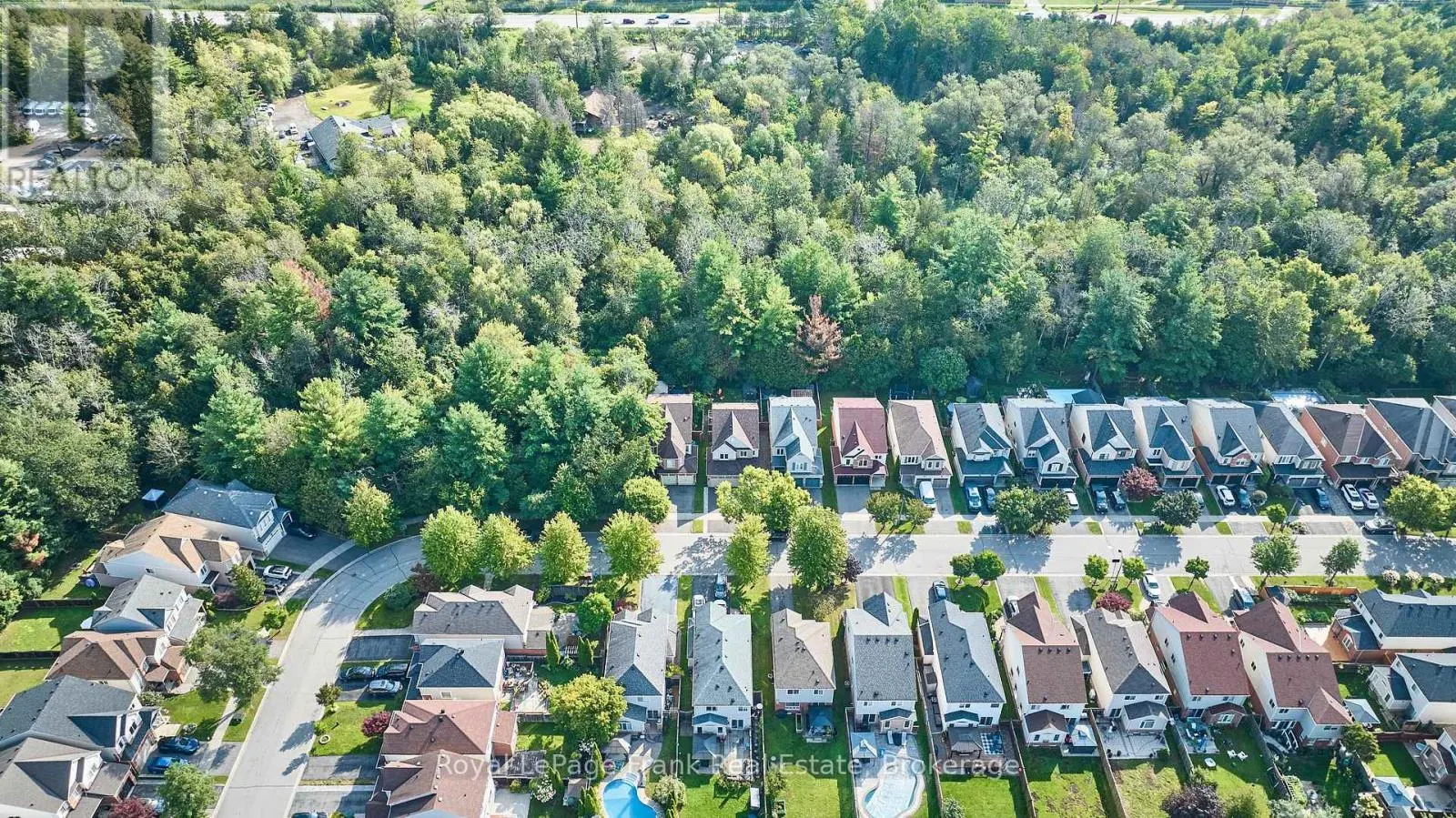 78 BEACHGROVE CRESCENT