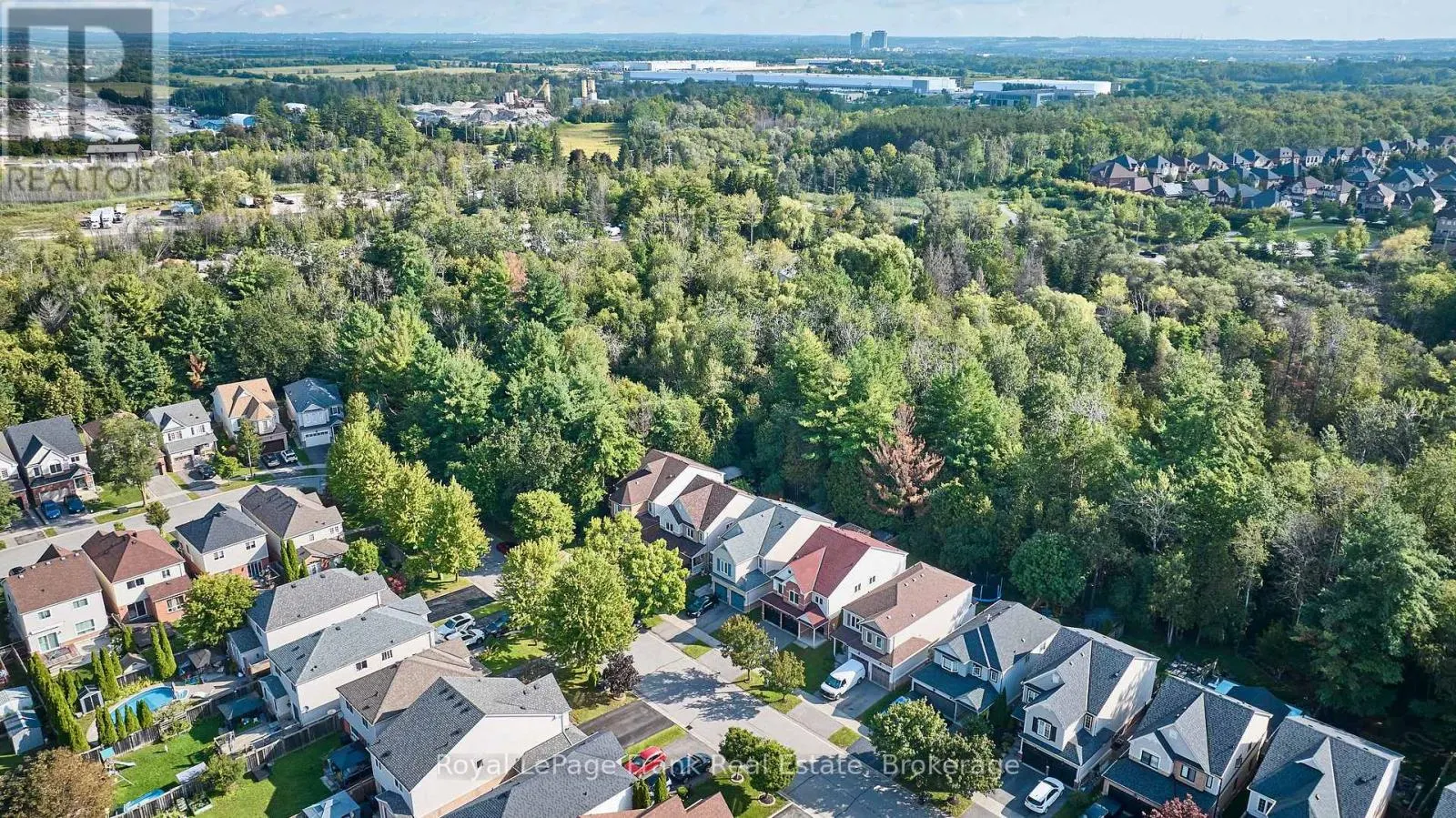 78 BEACHGROVE CRESCENT